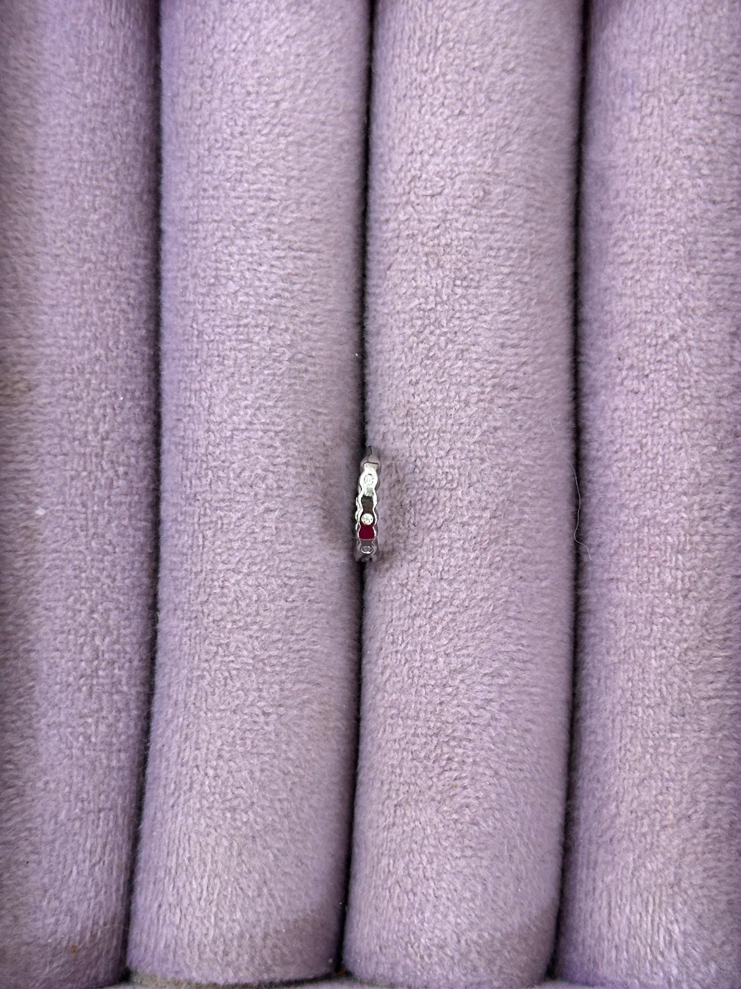  Düz Yuvarlak Minimal Piercing