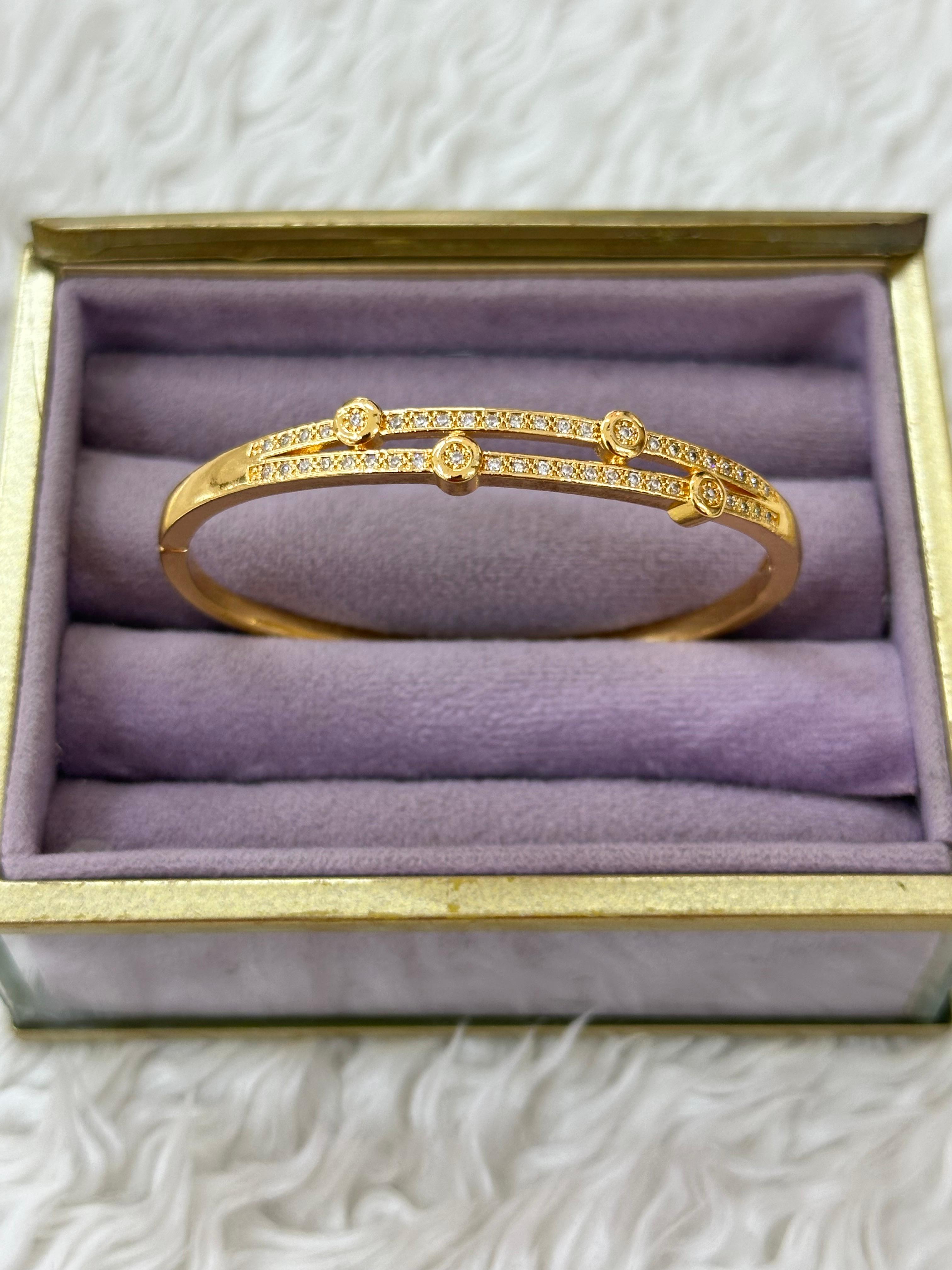 ✨ Dört Taşlı Daire Motifi