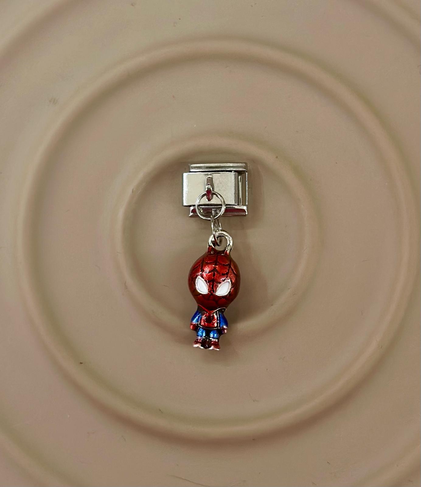 🕷️ Kahramanlık Vakti: Spiderman Nomination Charm 🕸️