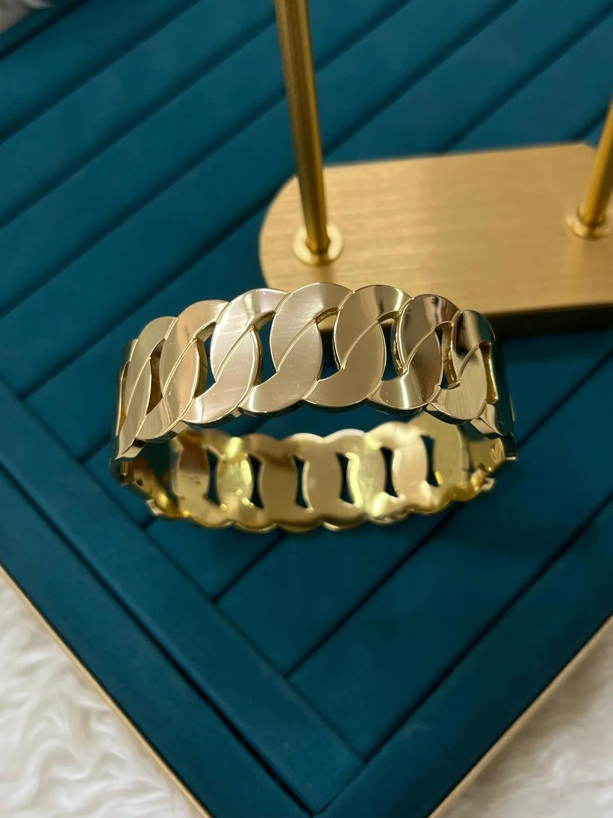 Çelik Gold Bileklik