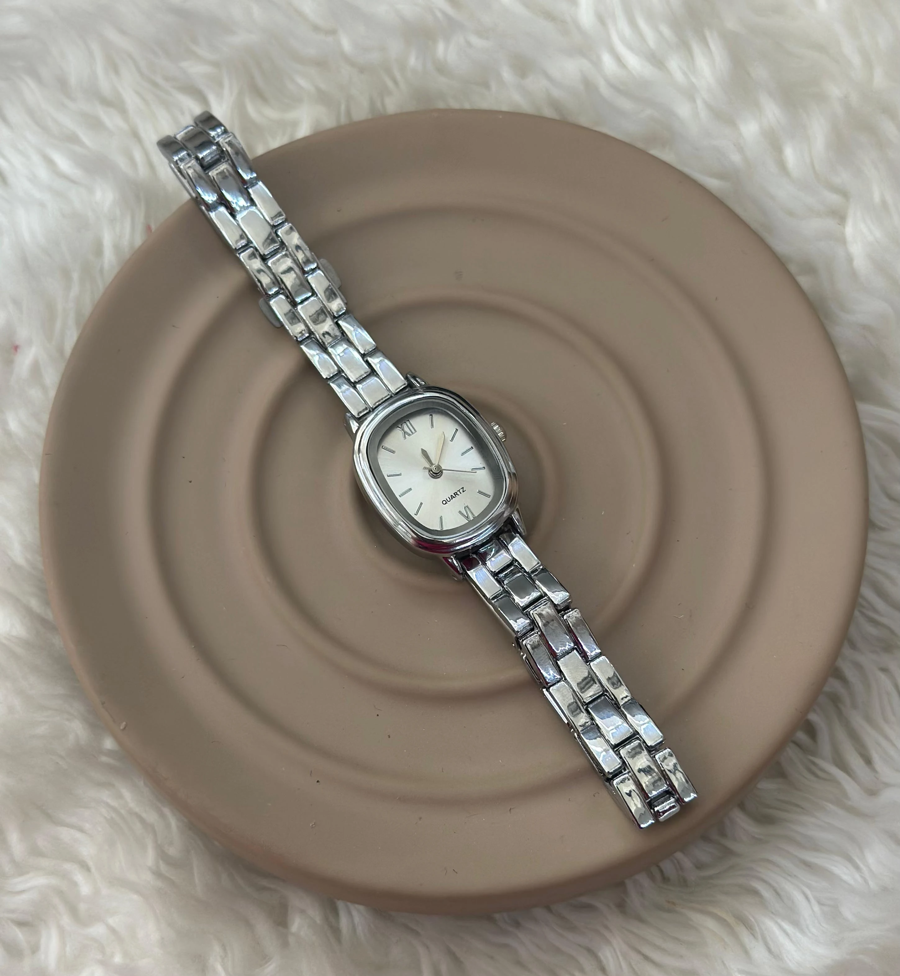 🦢 Oval Zarafet & Zincir Işıltısı ✨