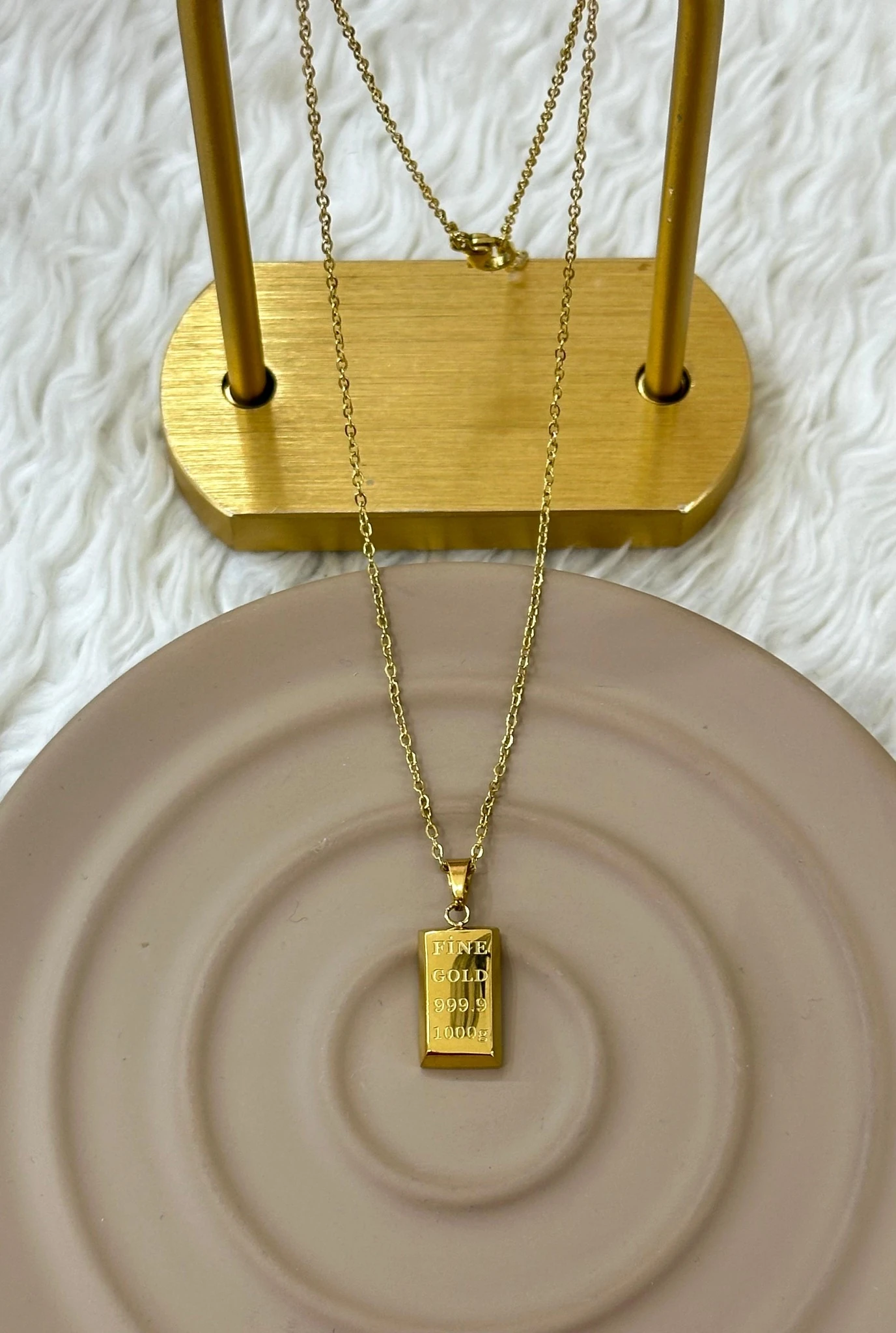 💛✨ Külçe Gold Figürlü Şık Kolye ✨💛