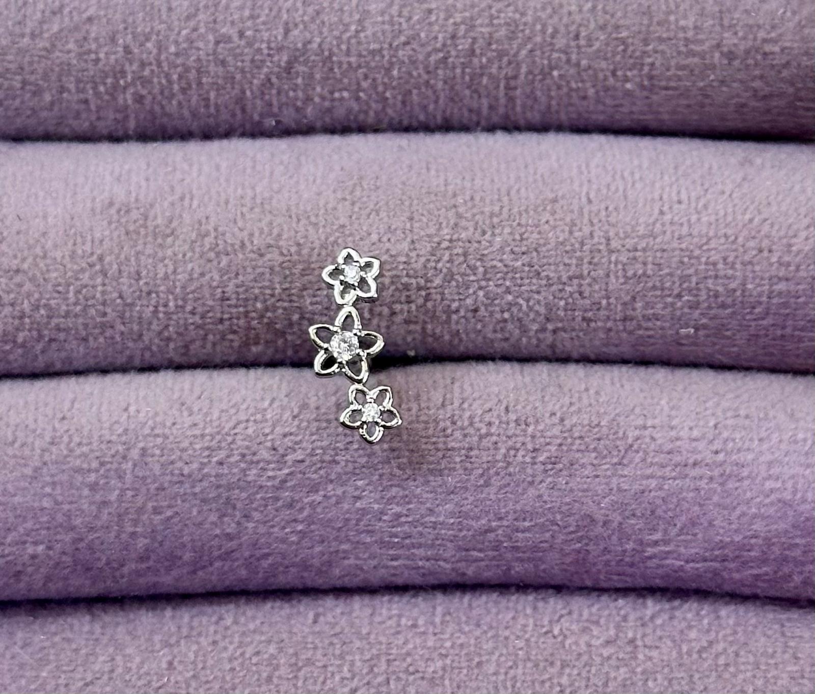 ✨ Üçlü Çiçek pıercıng