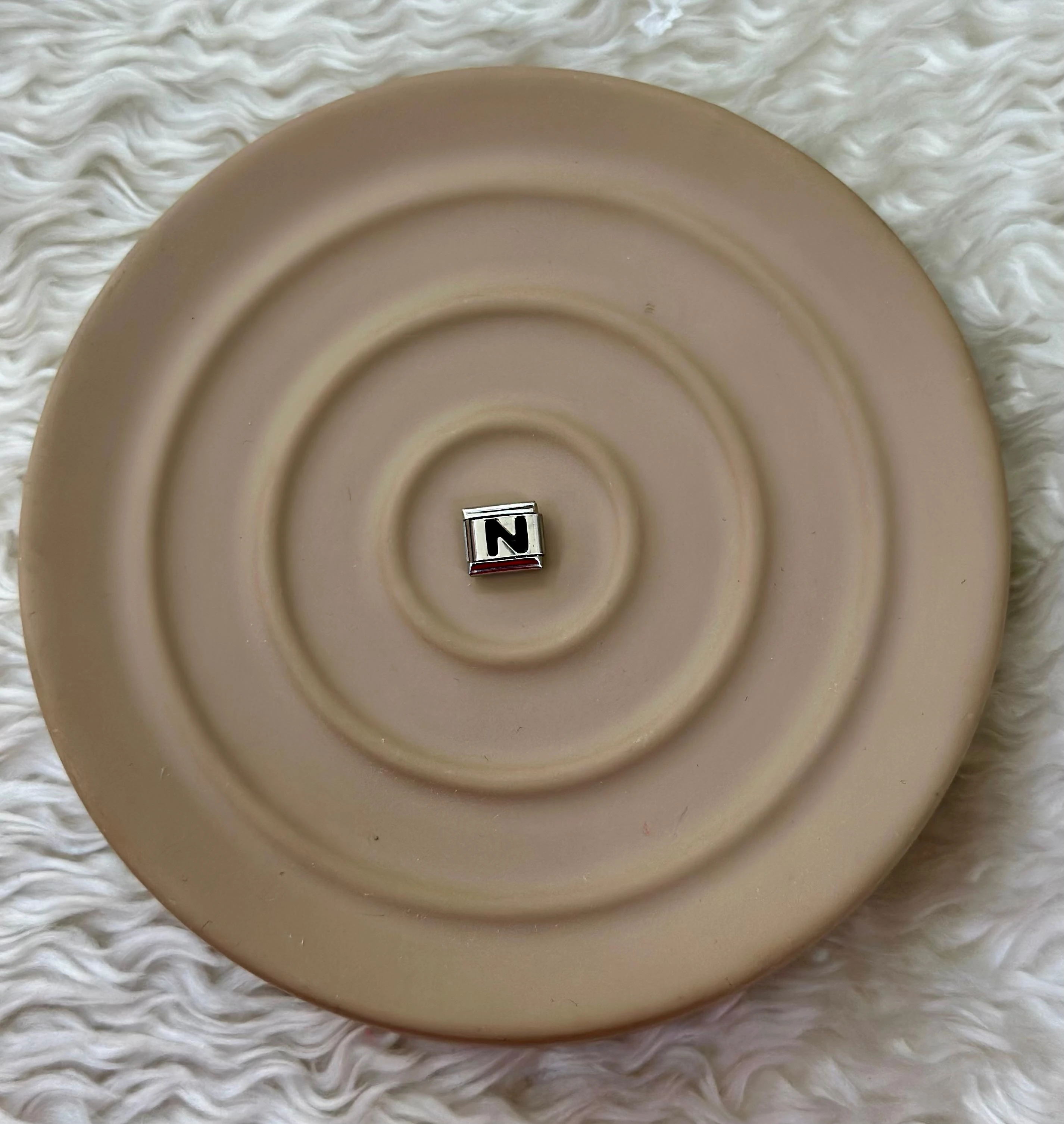  Nomination Charm: Neşeli N Harfi Işıltısı! 🇳✨