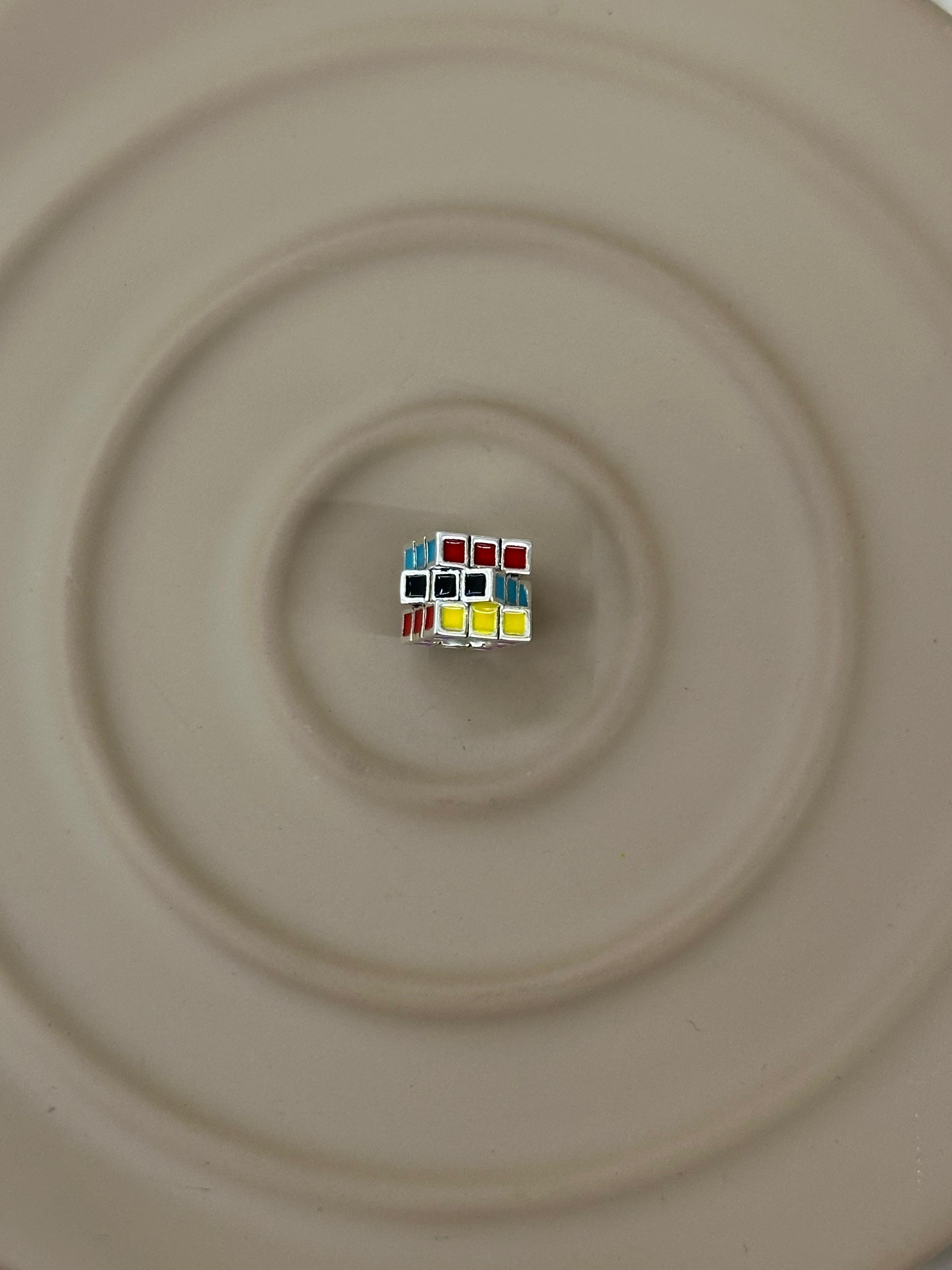 “Zihin Oyunları” Rubik Küpü Charm