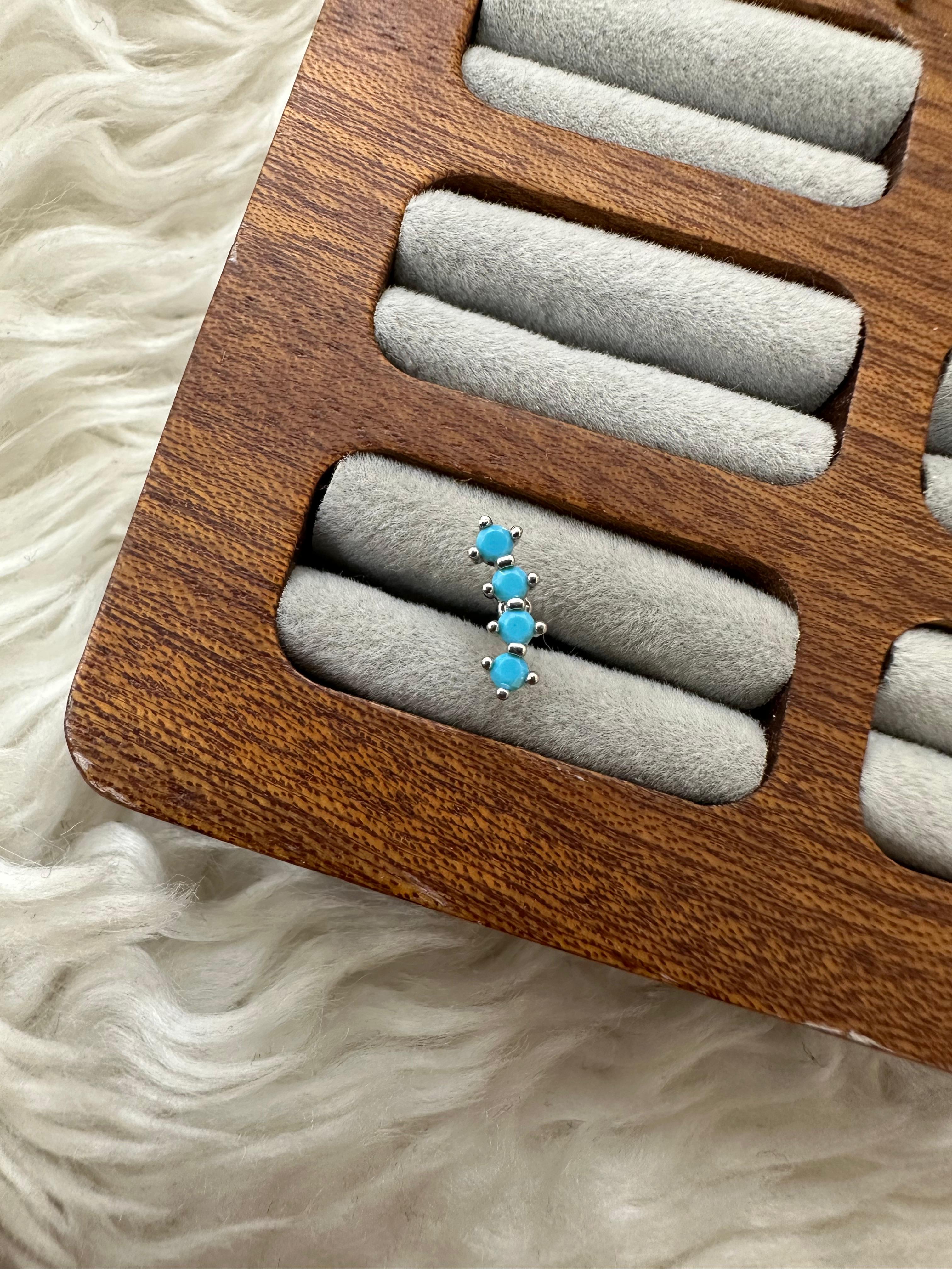 💎 HAREKETLİ MAVİLİK: GÜMÜŞ MAVİ DÖRT TOP PIERCING