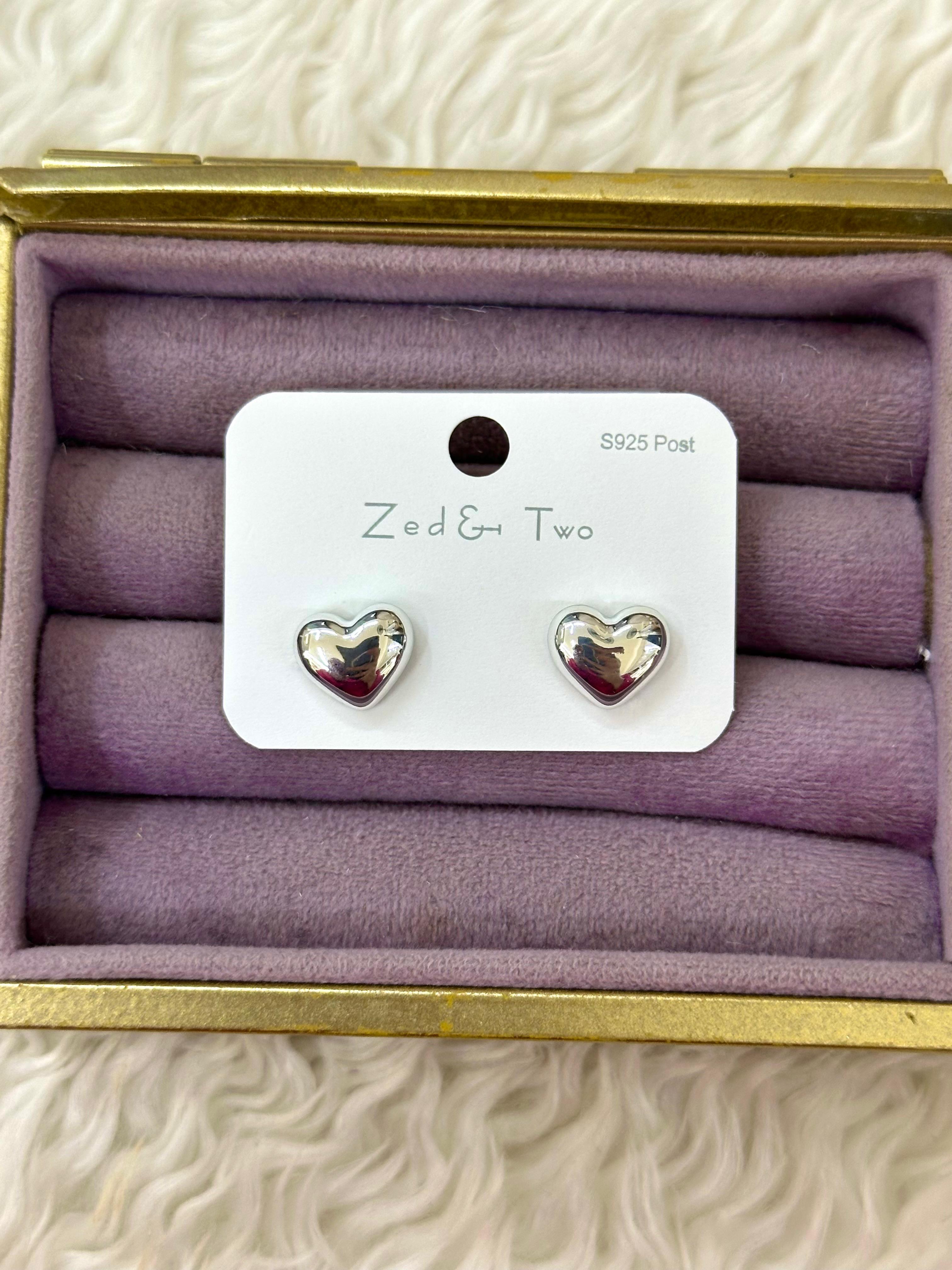 Kalbinden Gelen Işıltı! Gümüş Kalp Küpeler