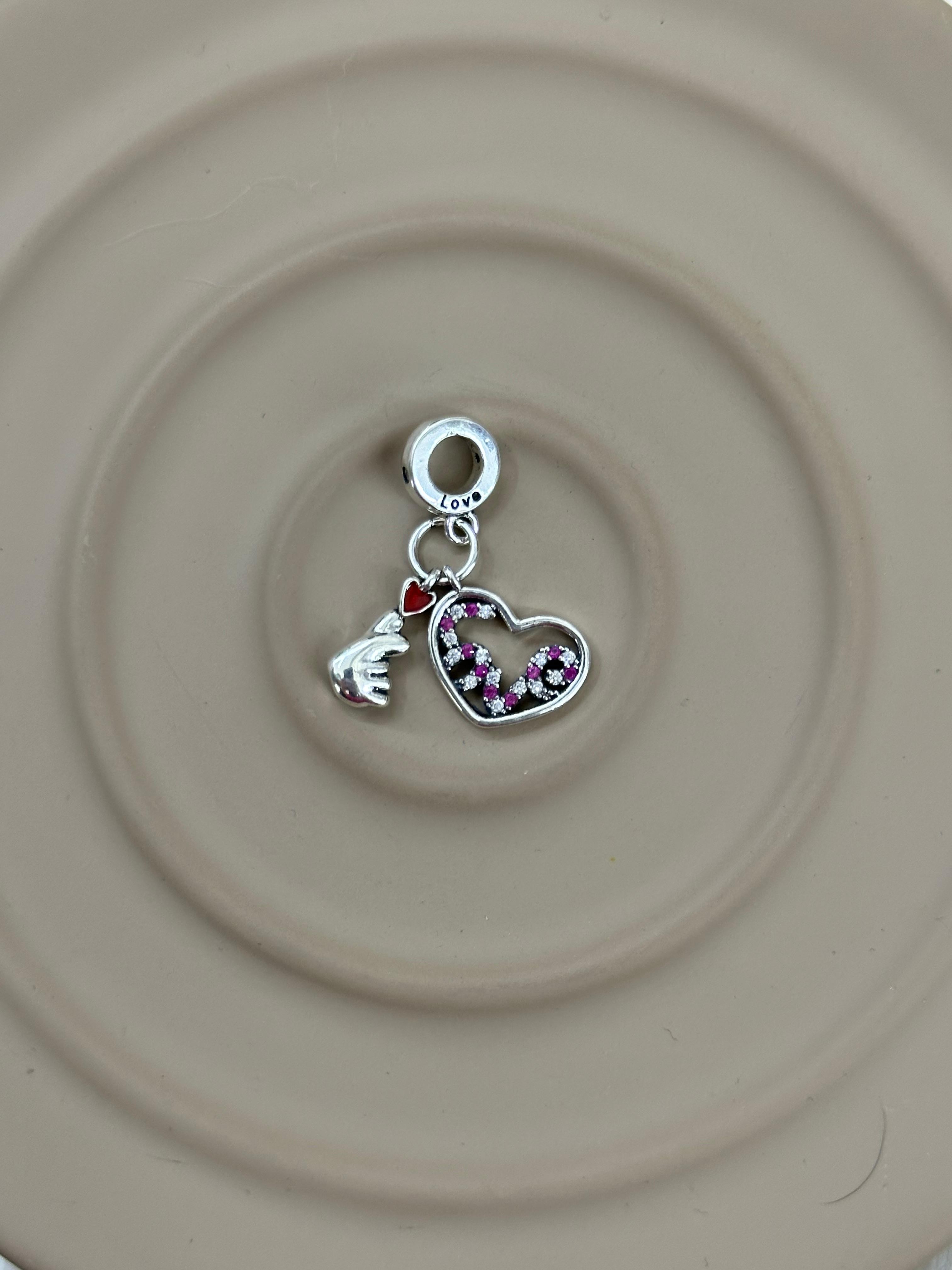 Sevgi Dokunuşu  Charm