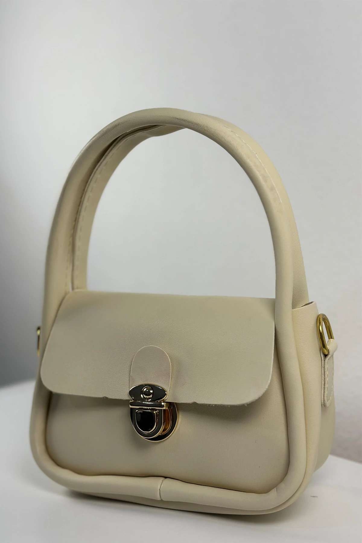 Saphira Arcana Kilit Detaylı El ve Omuz Çantası