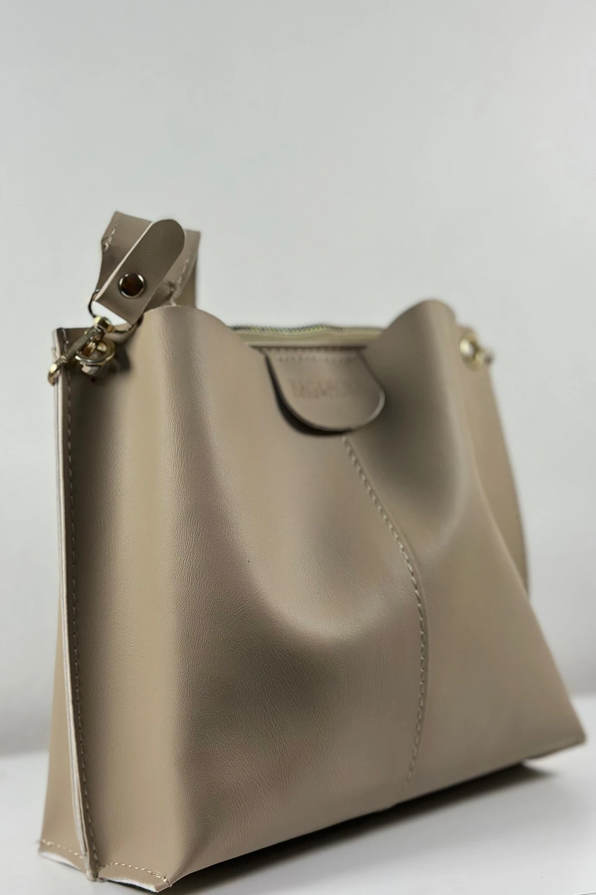 Virella Signature Krem Üç Bölmeli Askılı Kadın El Kol ve Omuz Çantası