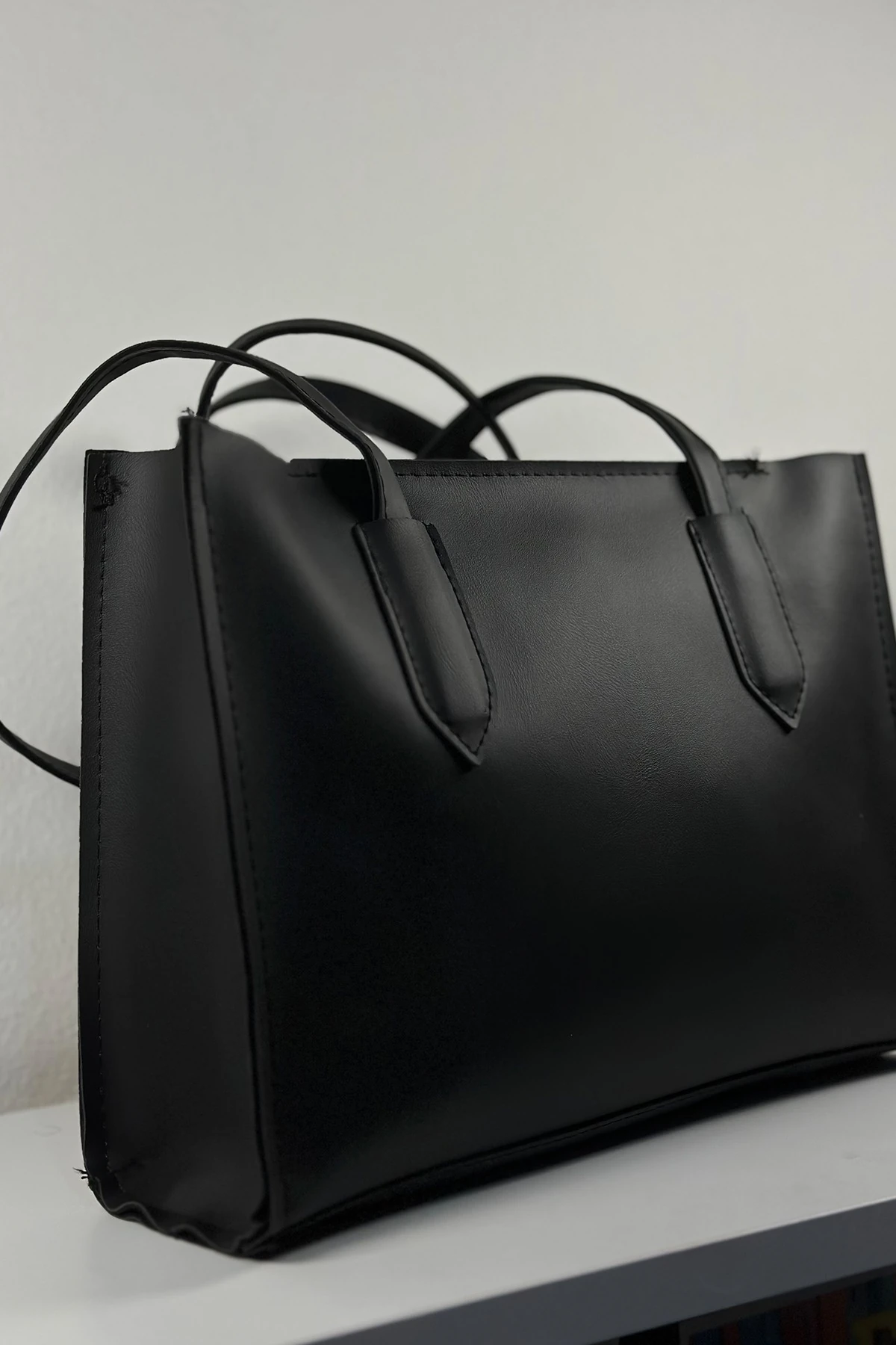 Bellarose Elite Büyük Boy Siyah Askılı Kadın El Kol ve Omuz Çantası