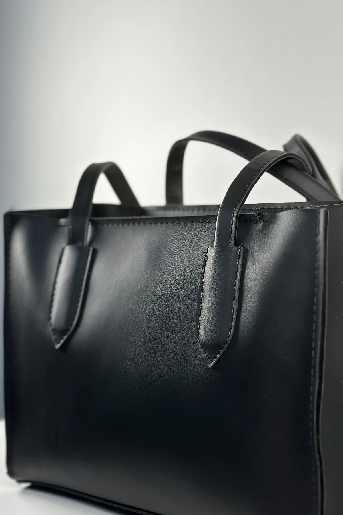 Bellarose Elite Büyük Boy Siyah Askılı Kadın El Kol ve Omuz Çantası