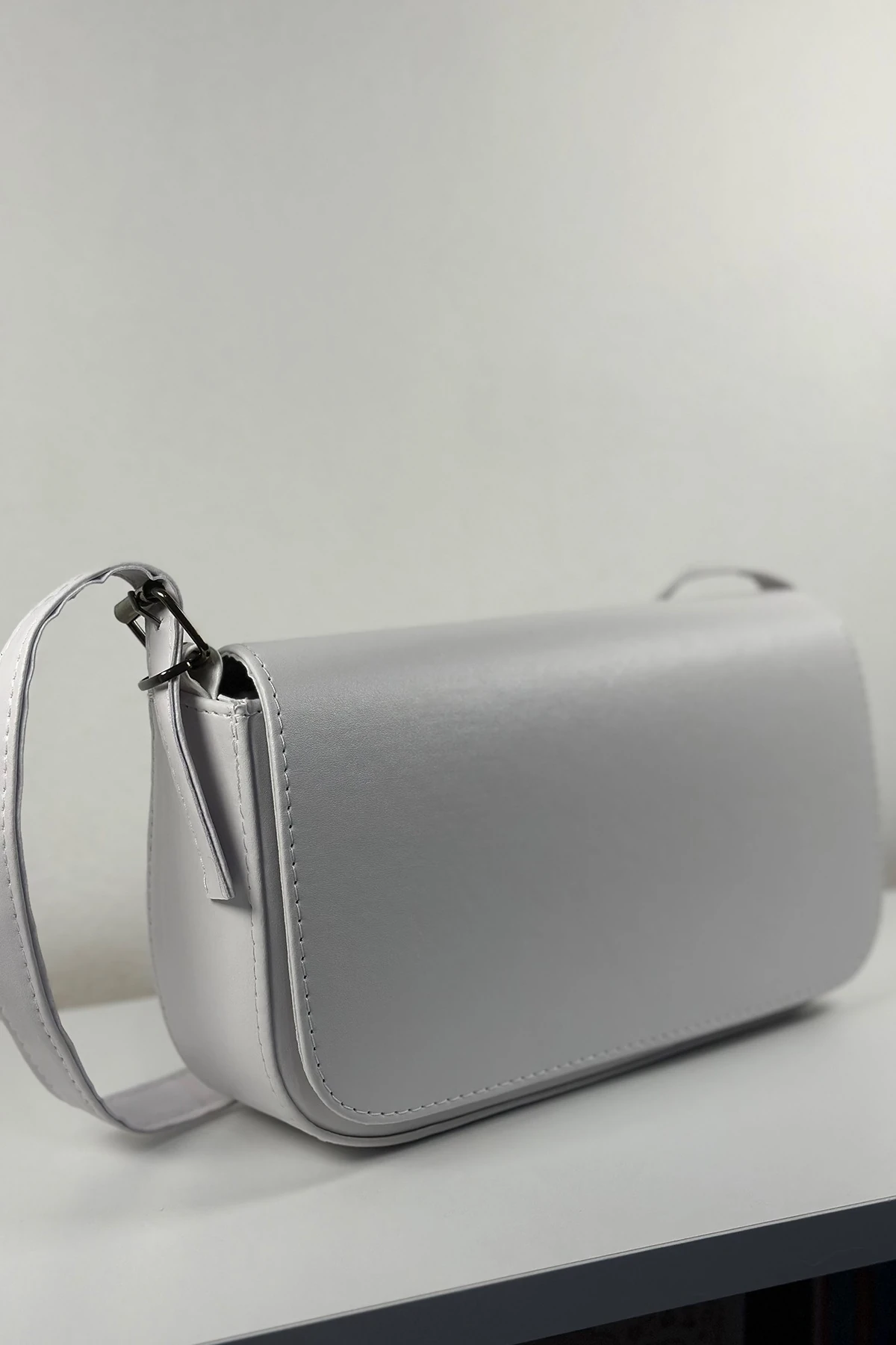 Lusso Blanco Beyaz Baget Kadın El Kol ve Omuz Çantası