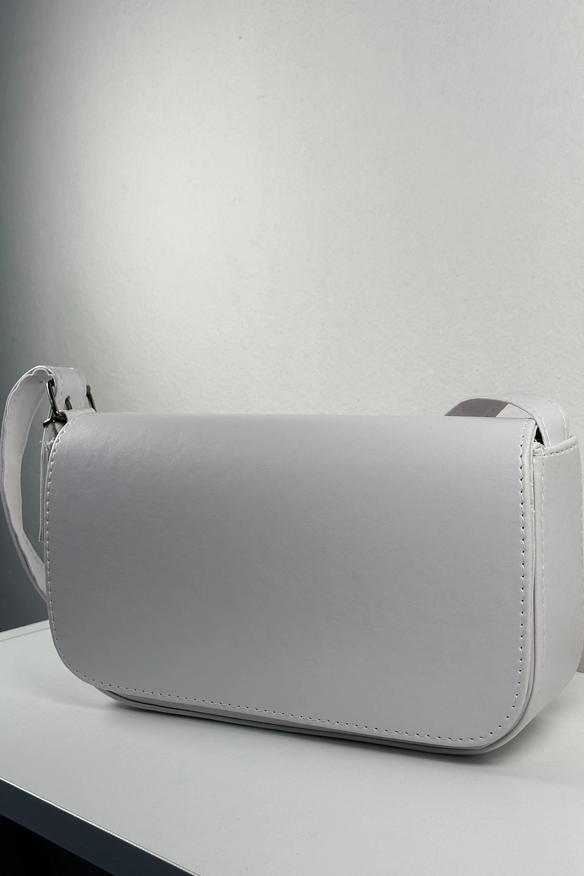 Lusso Blanco Beyaz Baget Kadın El Kol ve Omuz Çantası