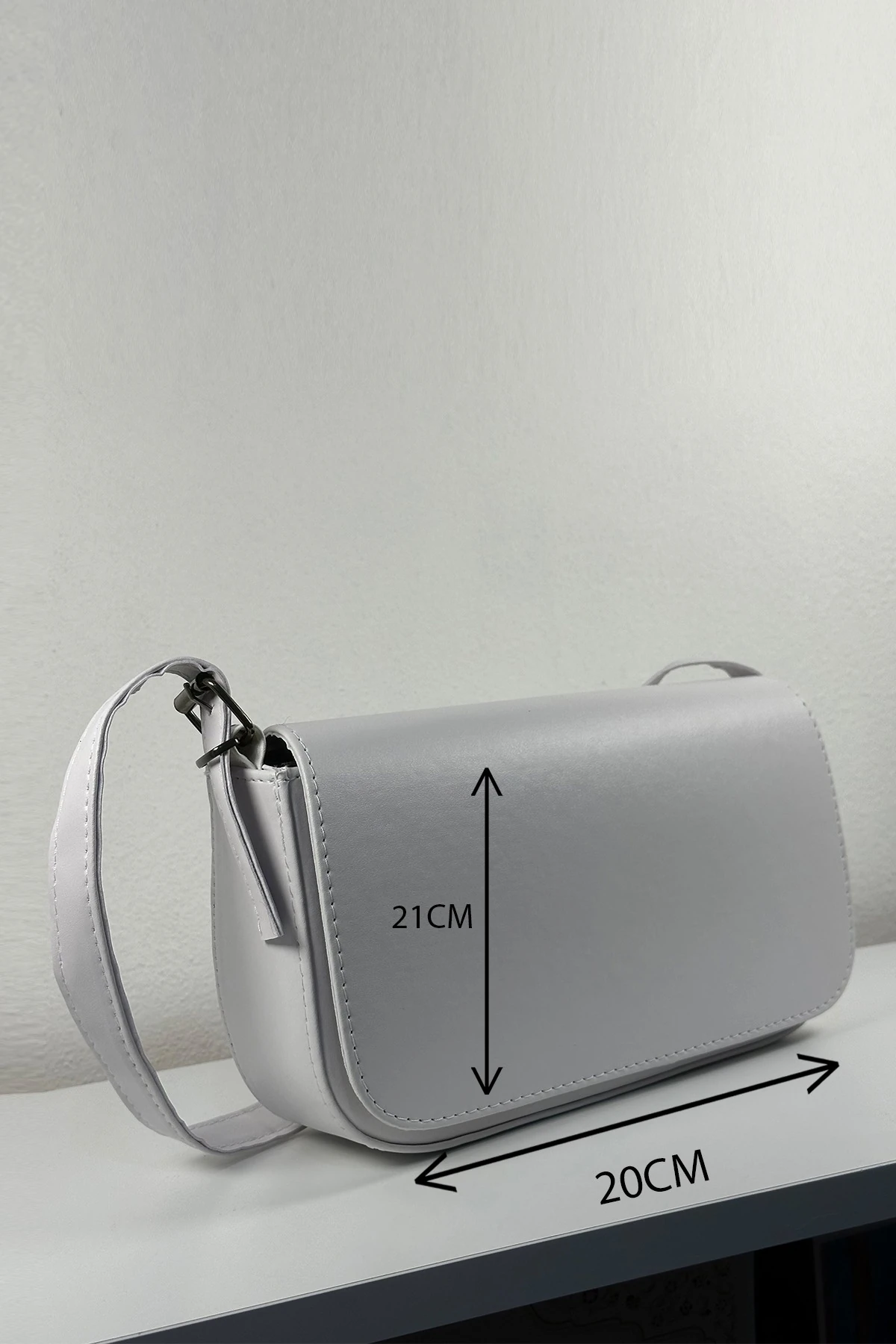 Lusso Blanco Beyaz Baget Kadın El Kol ve Omuz Çantası