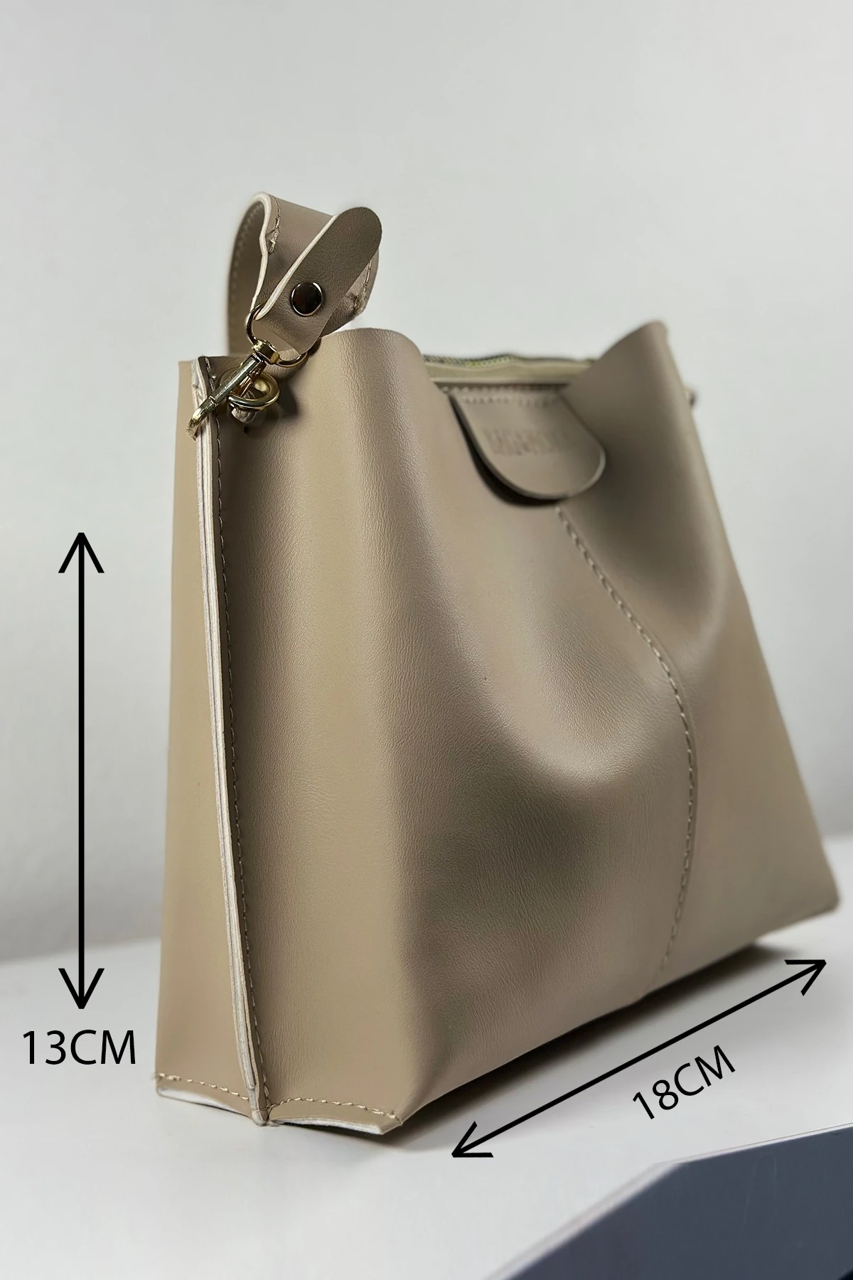 Virella Signature Krem Üç Bölmeli Askılı Kadın El Kol ve Omuz Çantası