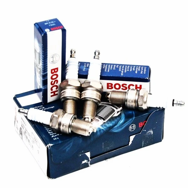 opel-corsa-d-12-14-tek-tirnak-buji-takimi-bosch-marka