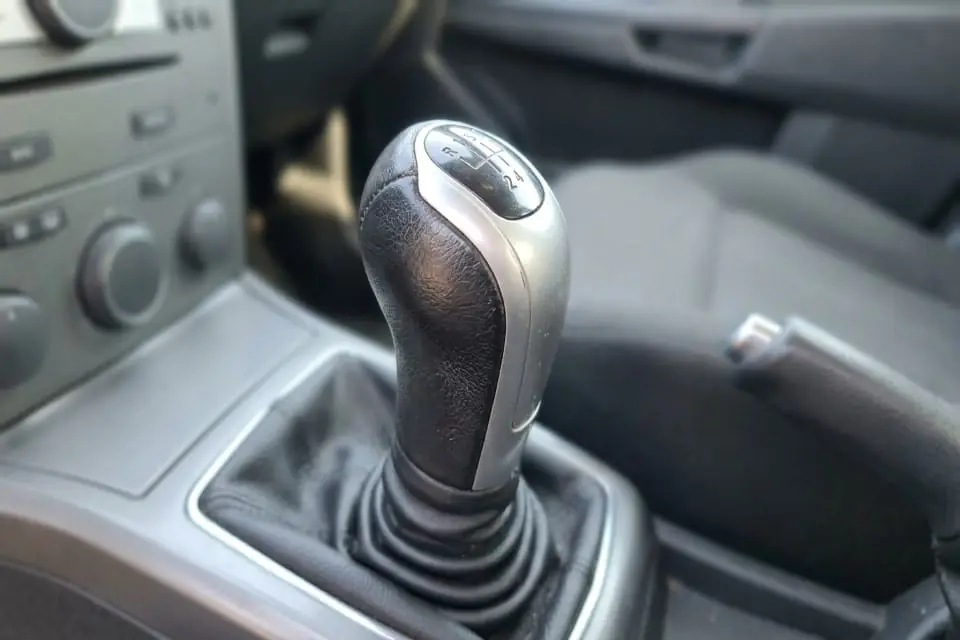 Opel Astra Vites Topuzu Değiştirme