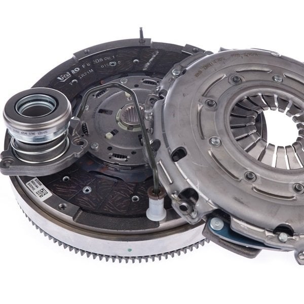 opel-astra-j-16-dizel-volant-baski-balata-bilya-takimi-gm-marka