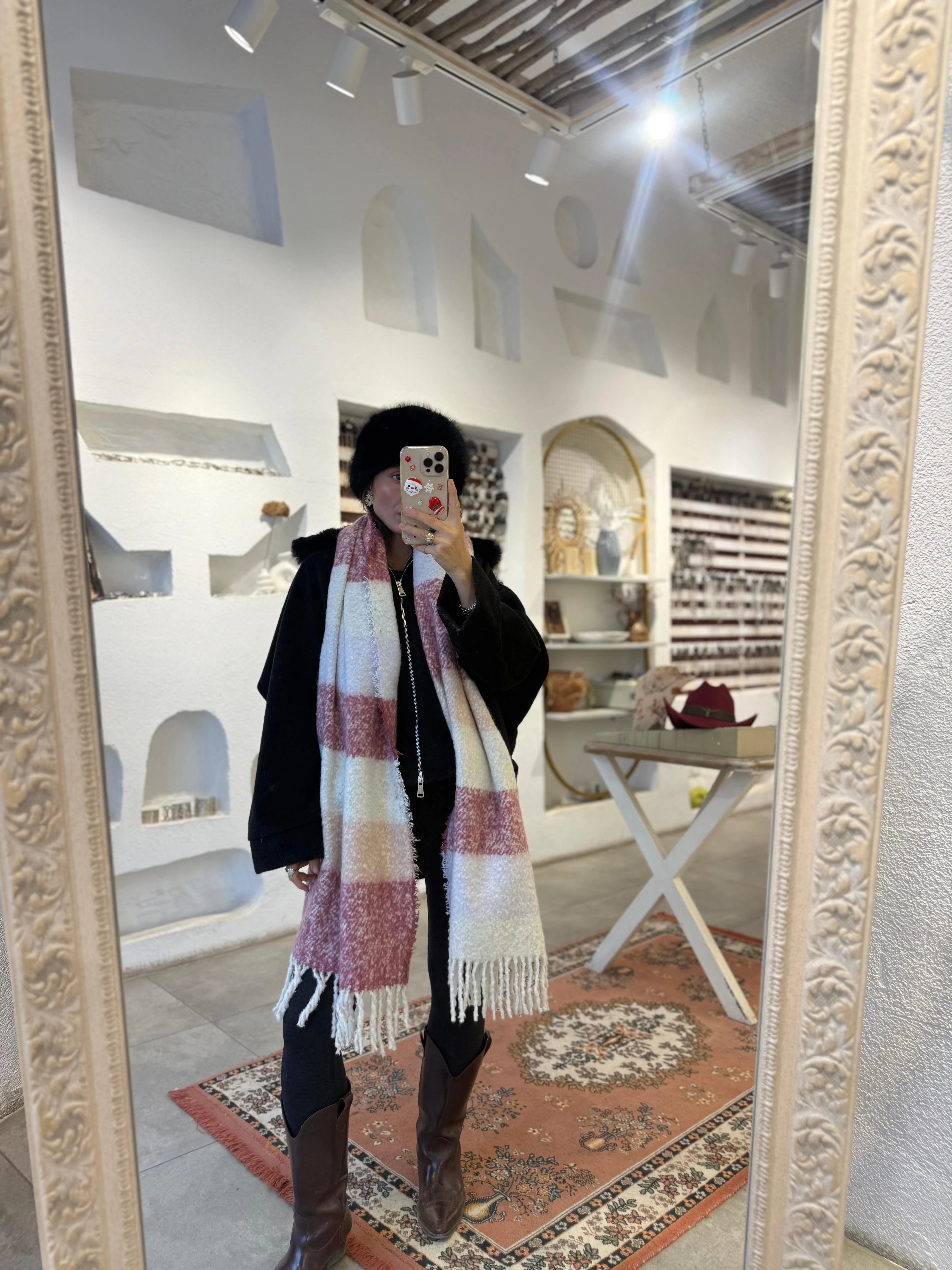 Pudra Beyaz Renk Ağırlıklı Kalın Atkı