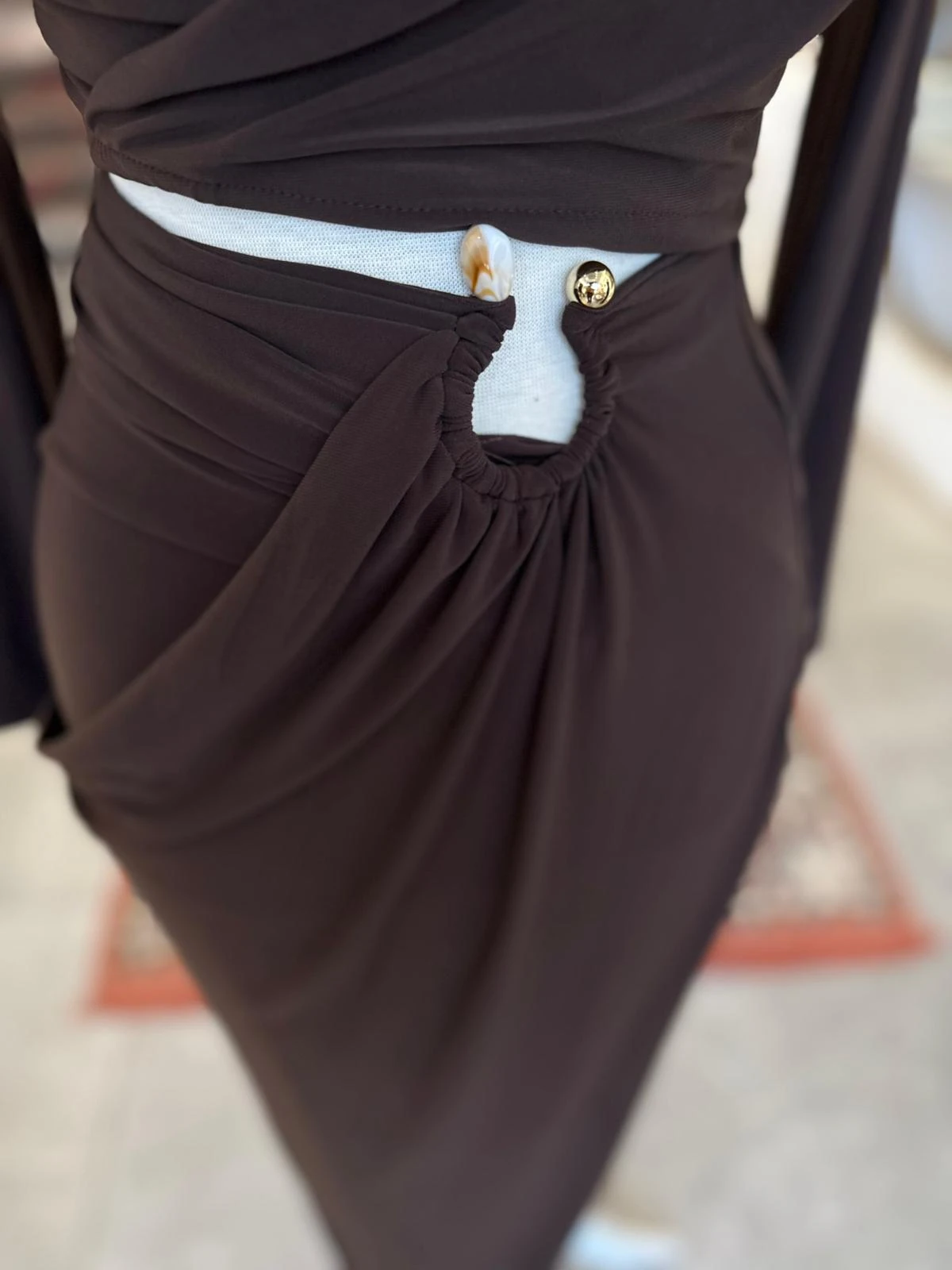 Vatkalı Bluzlu Etekli Kahve Rengi Takım