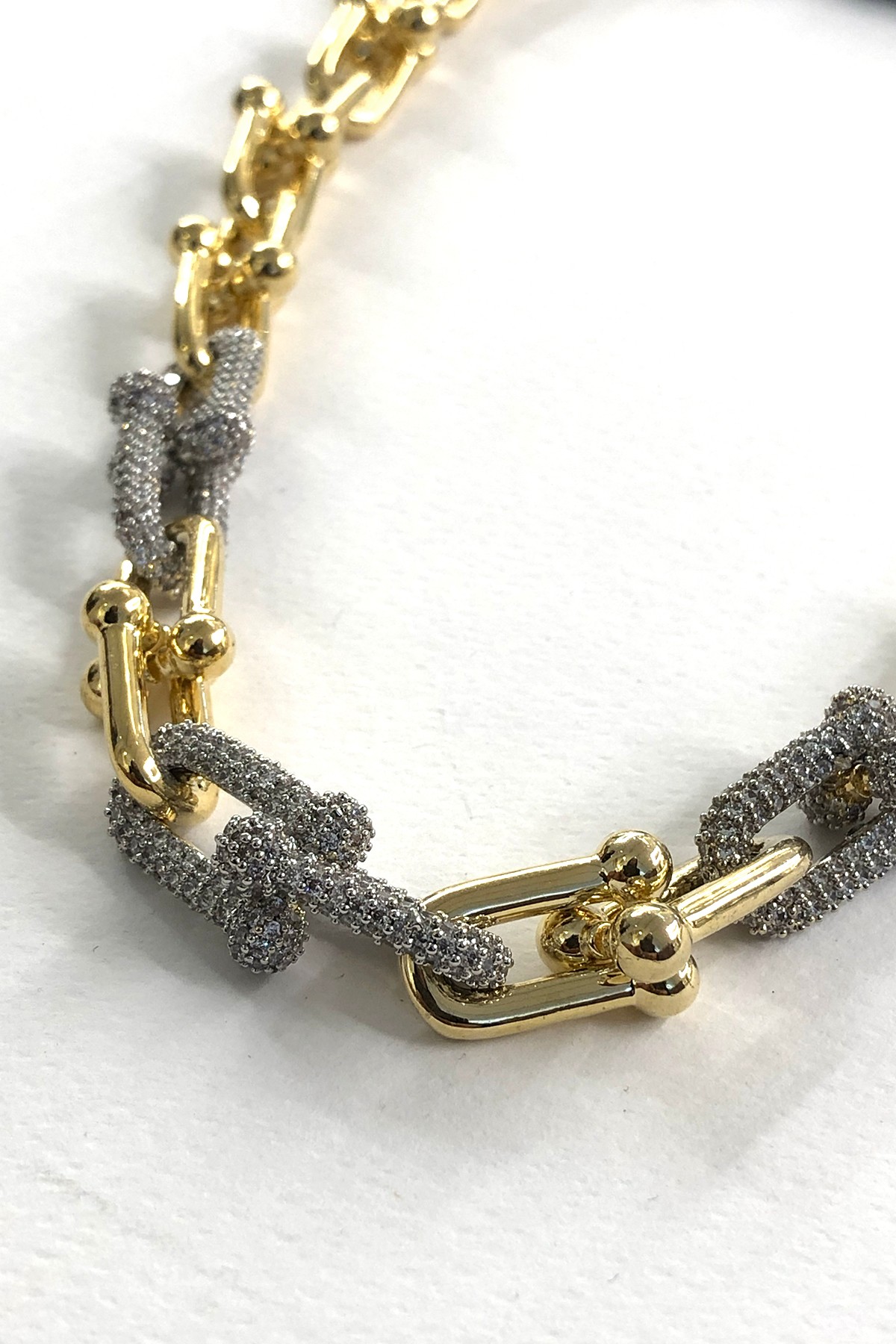 Tiffany Model Beyaz Taşlı Gold Detaylı Xp Kaplama Kolye