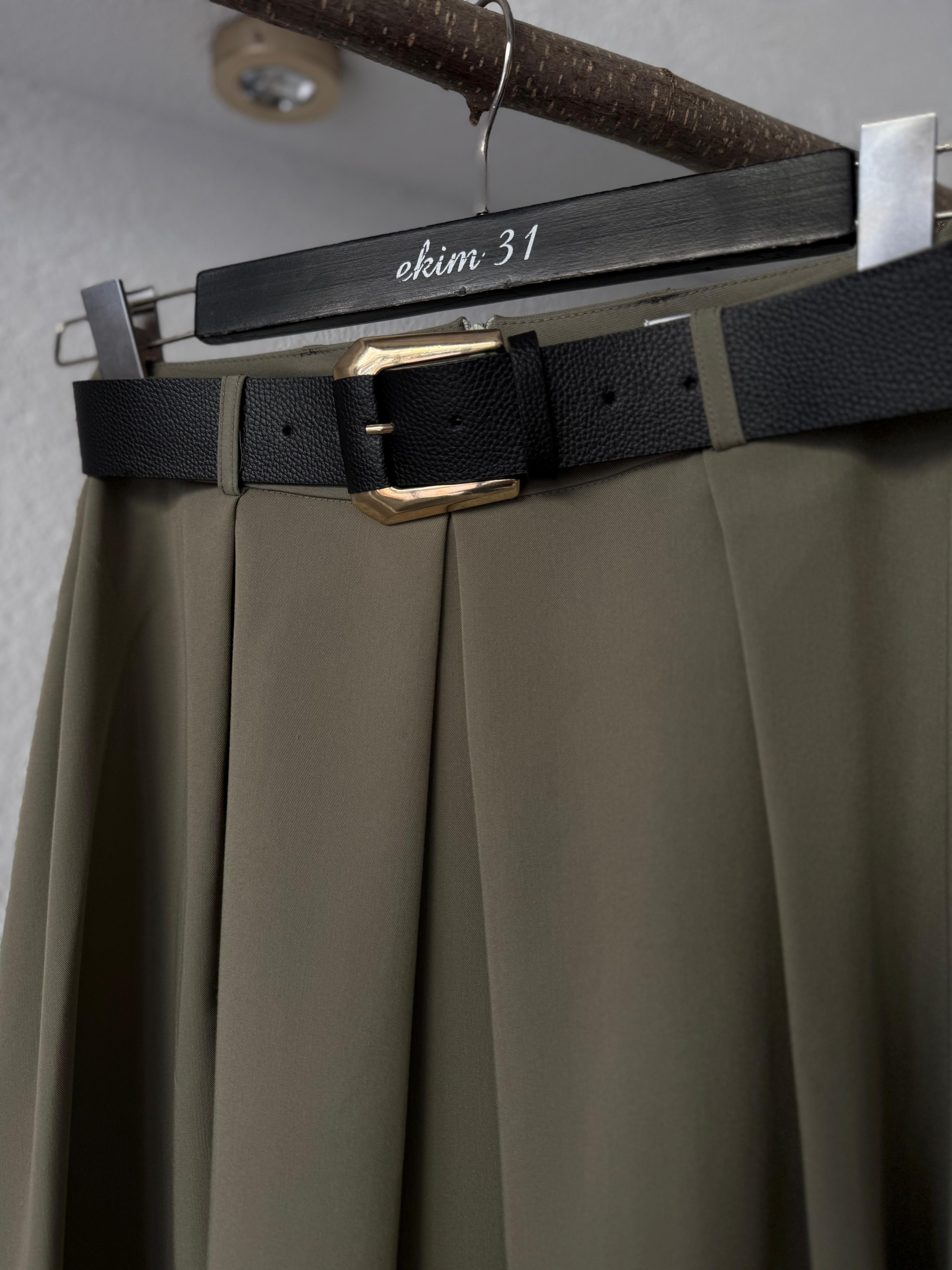 Kemer Detaylı Haki Etek