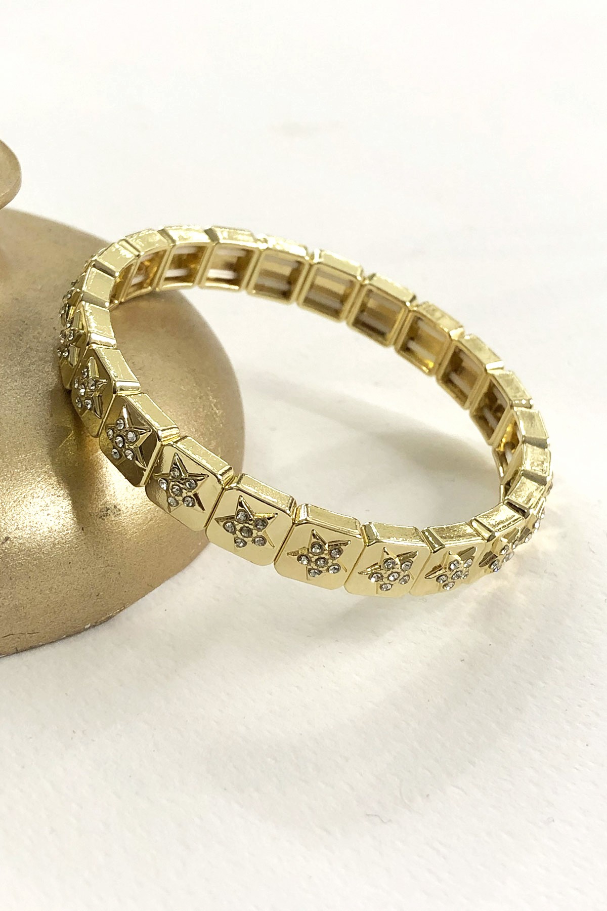 Yıldız Taşlı Model Gold Detaylı Bileklik
