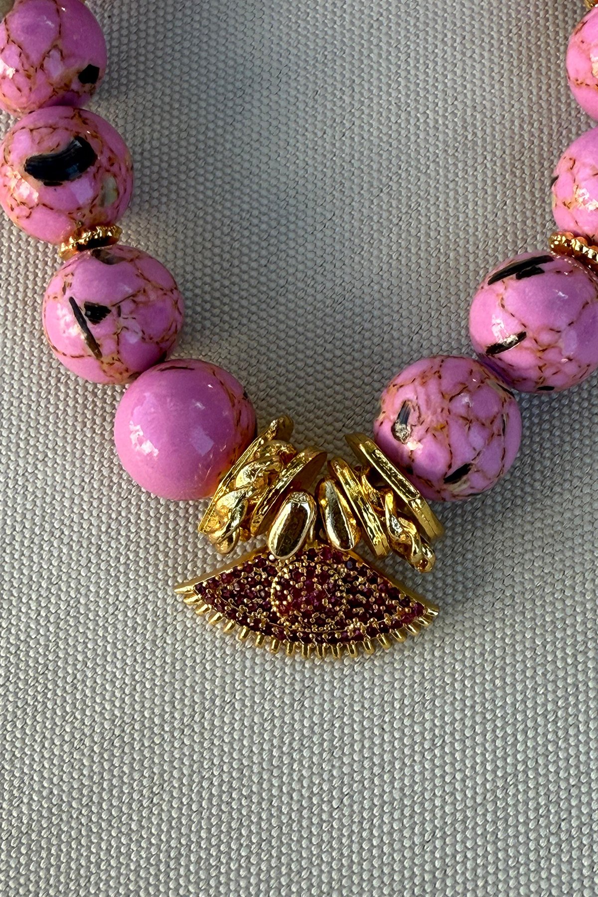 Pembe Doğal Taş Bileklik 