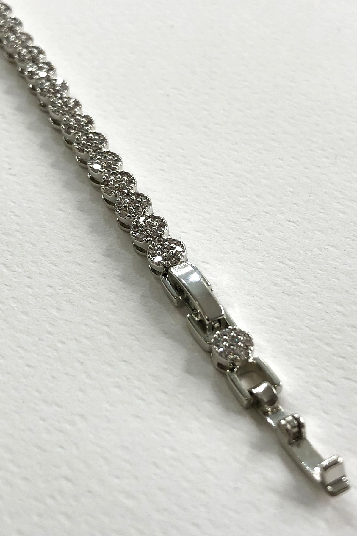Yuvarlak Taşlı Model Silver Detaylı Xp Kaplama Bileklik