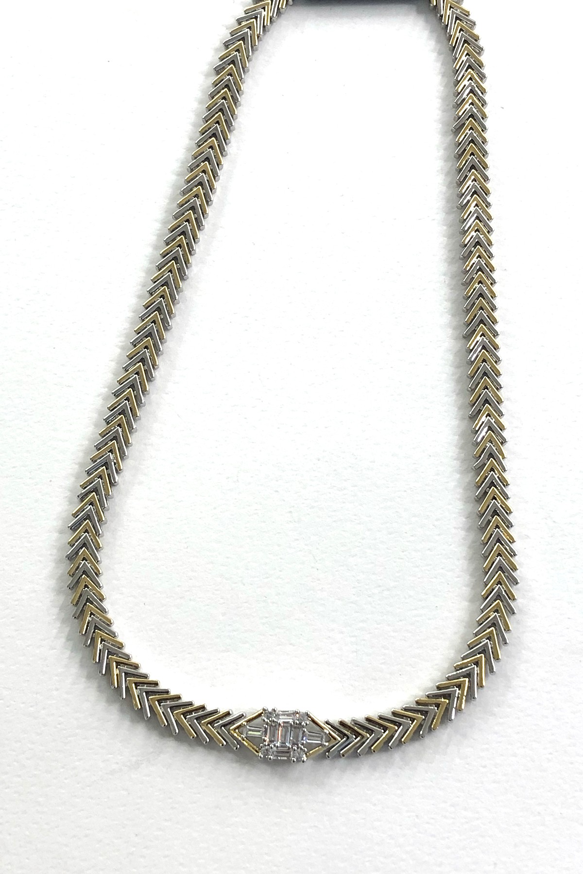 Silver Gold Detaylı Taşlı Xp Kaplama Kolye