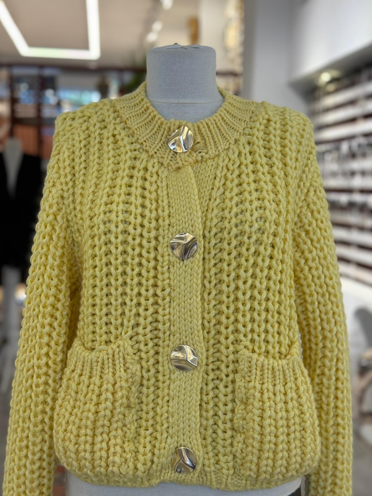 Düğmeli Sarı Kısa Hırka