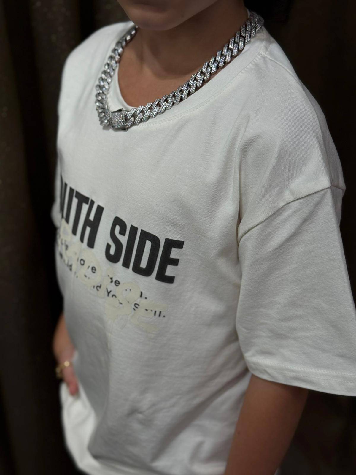 Beyaz Yazılı Tshirt