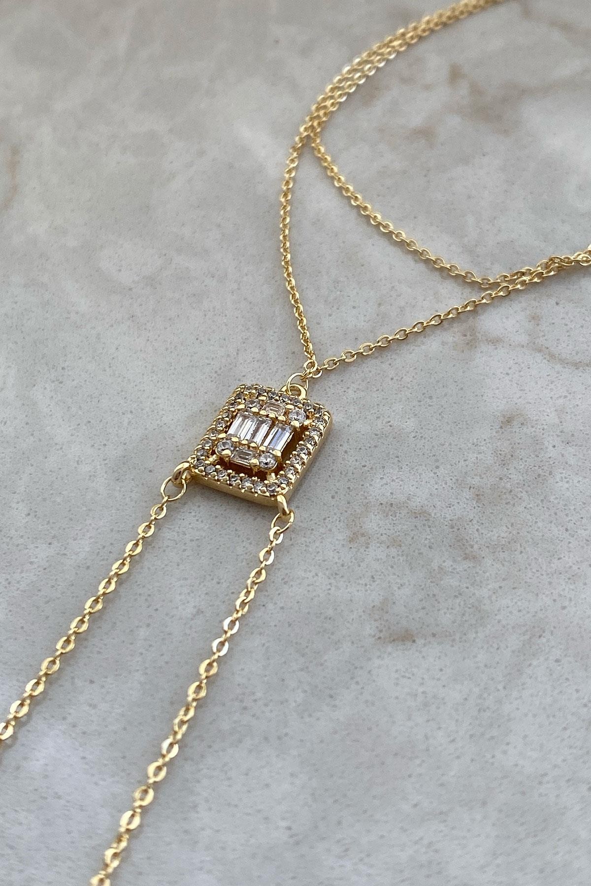 Kare Taşlı Model Gold Detaylı Kaplama Şahmeran