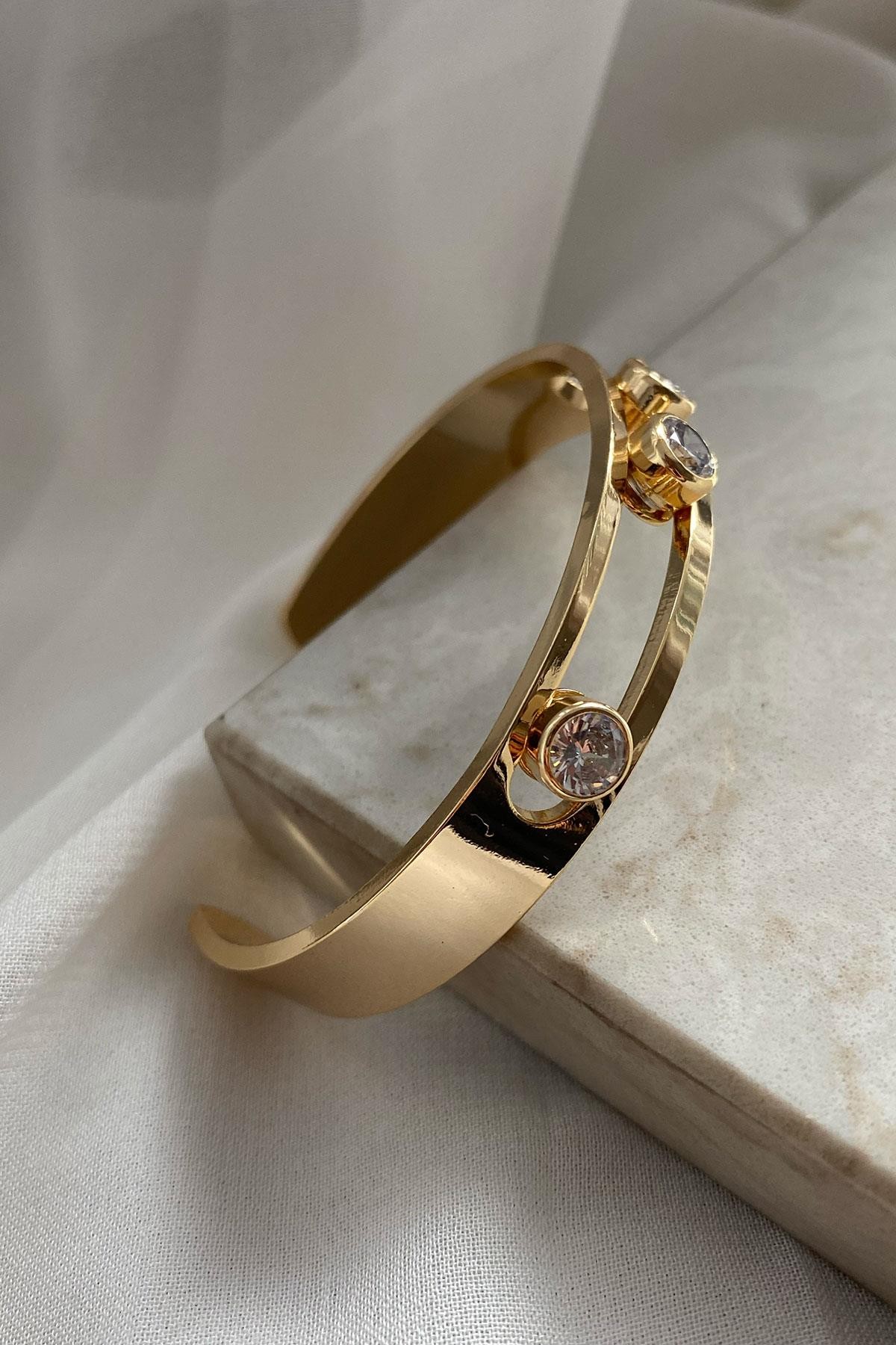 Taşlı Model Gold Detaylı Kelepçe Bileklik