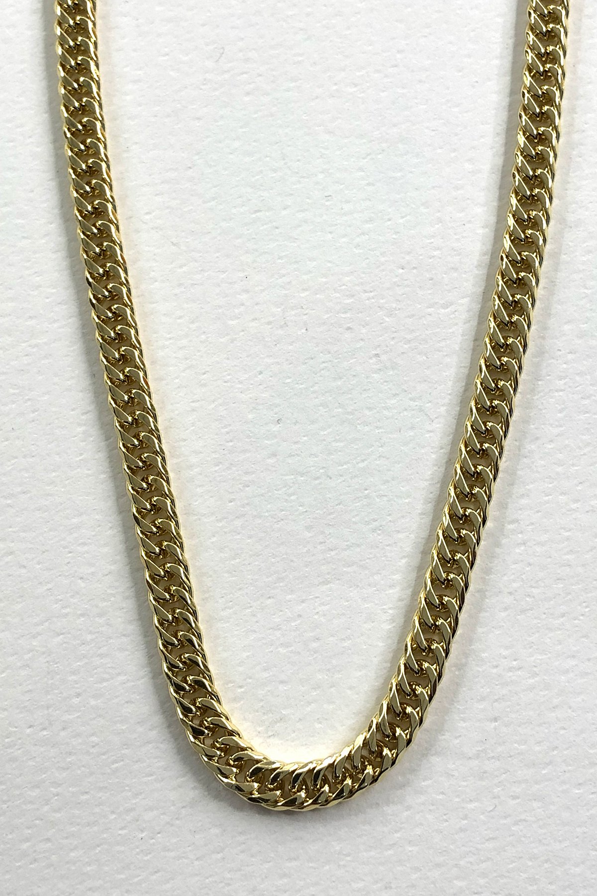 Zincir Model Gold Detaylı Kalın Kolye
