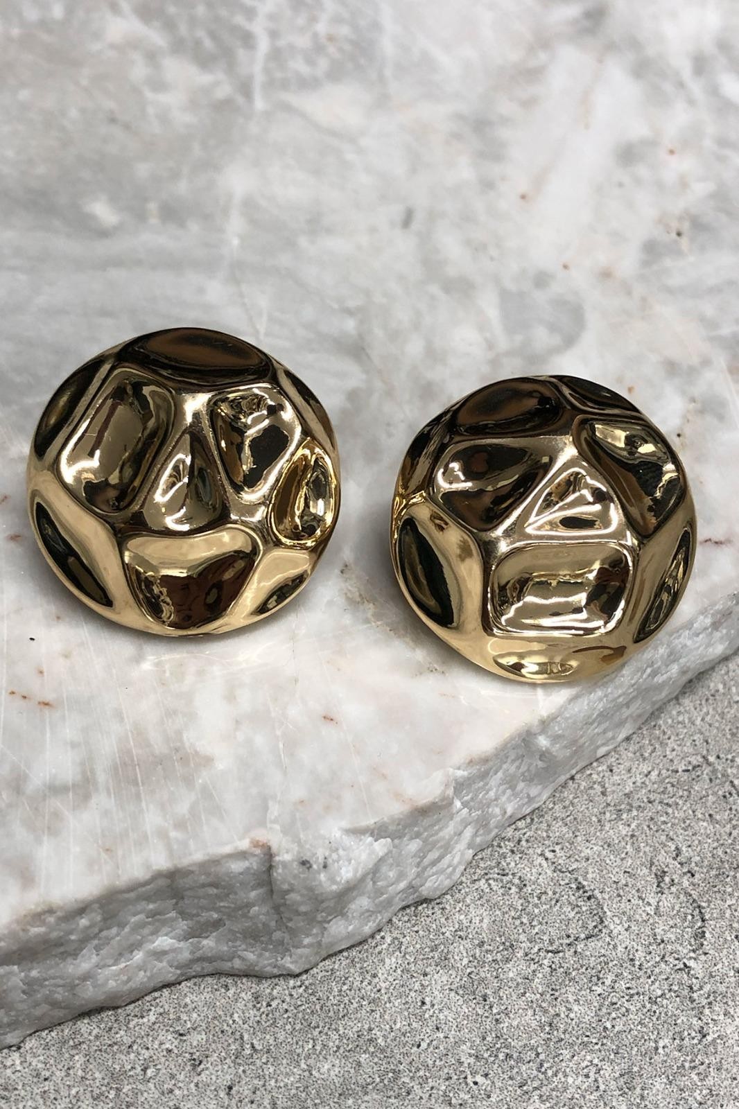 Desenli Model Yuvarlak Gold Küpe