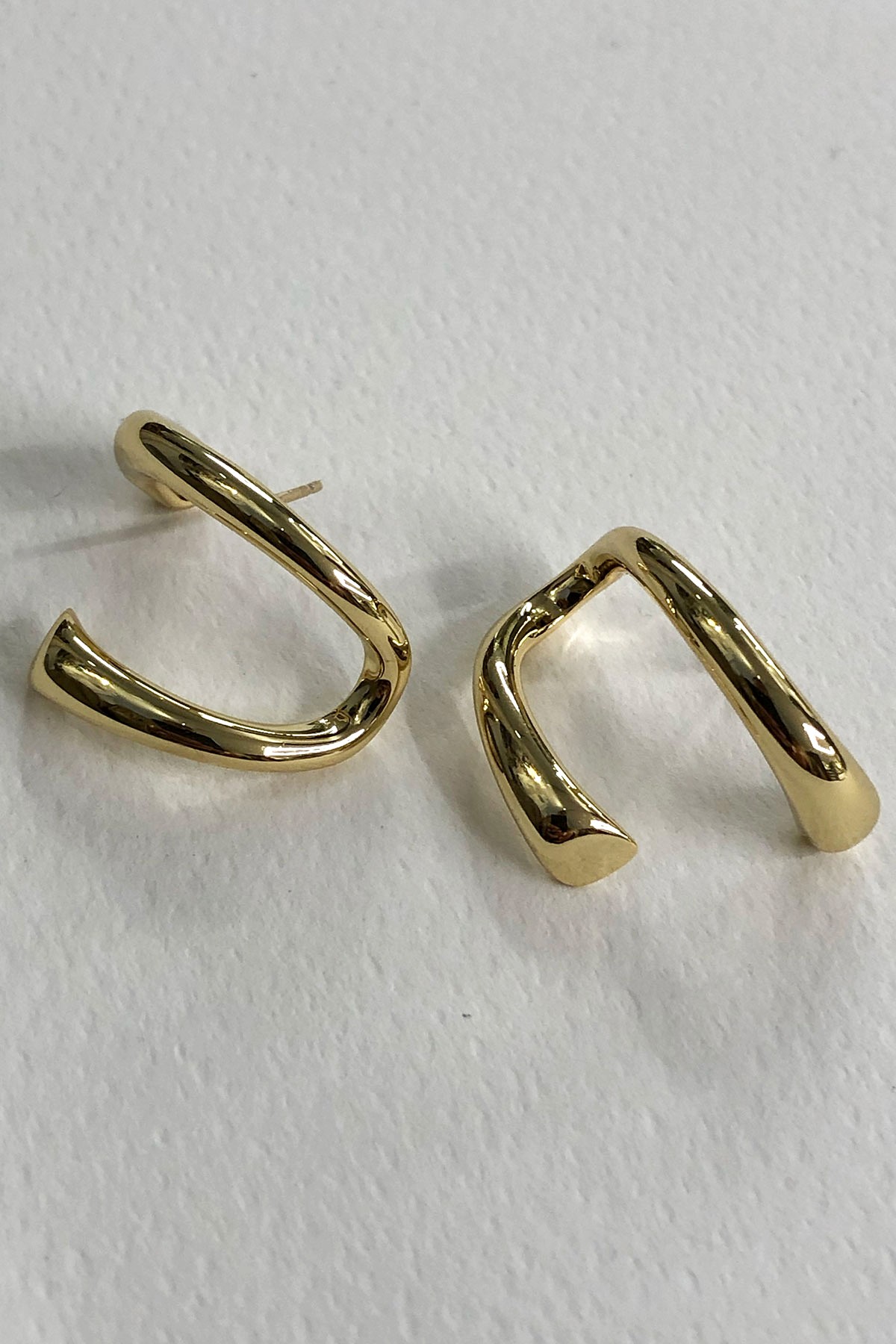 Asimetrik Model Gold Küpe