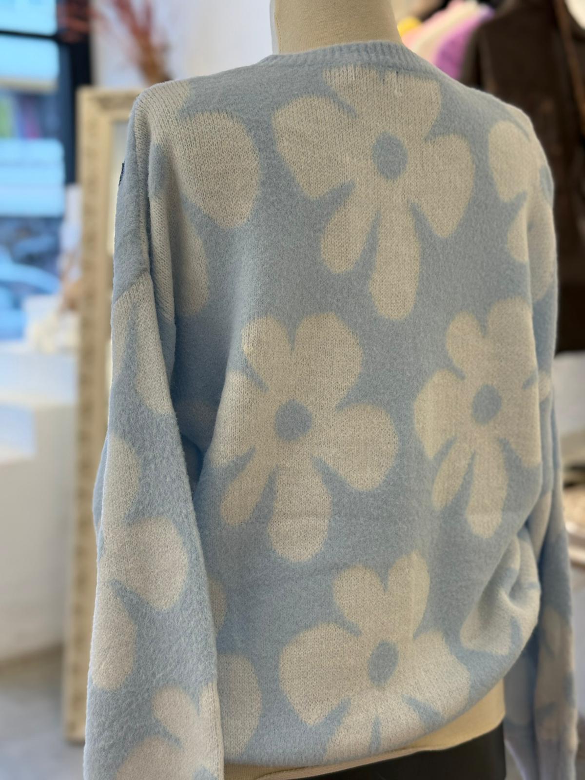 Papatya Desenli Mavi Kazak