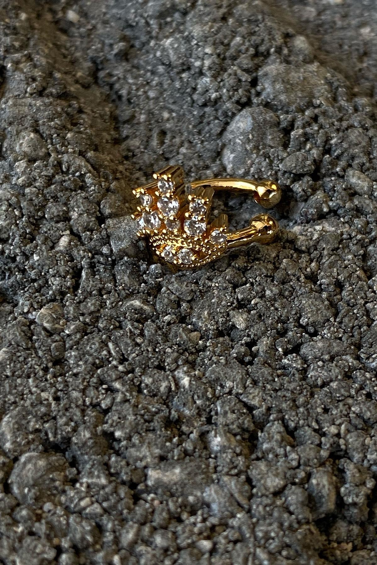 Taşlı Göz Model Gold Detaylı Kıkırdak Küpe