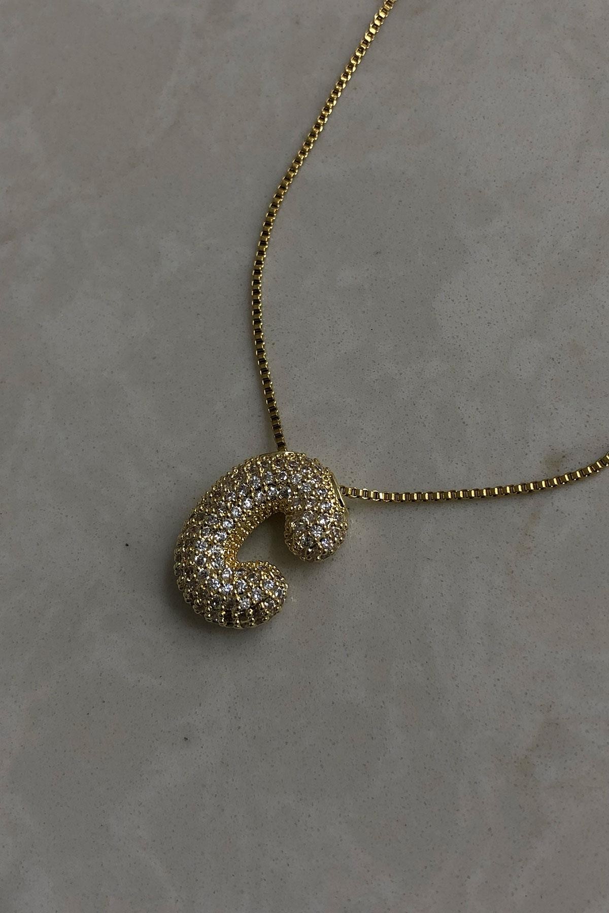 Zirkon Taş Model Gold Detaylı C Harf Çelik Kolye