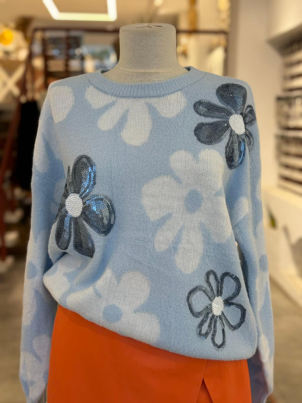 Papatya Desenli Mavi Kazak