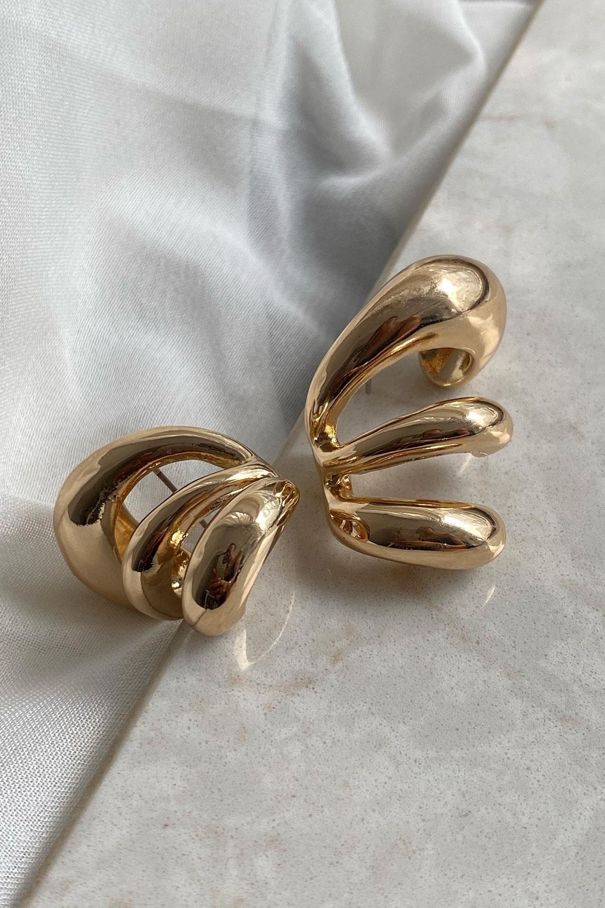 Bombe Model Gold Detaylı Büyük Boy Küpe