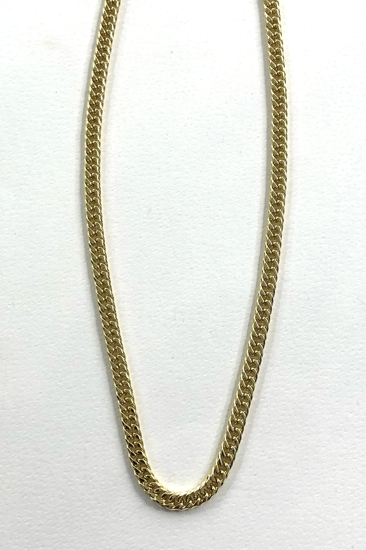 Zincir Model Gold Detaylı Kalın Kolye