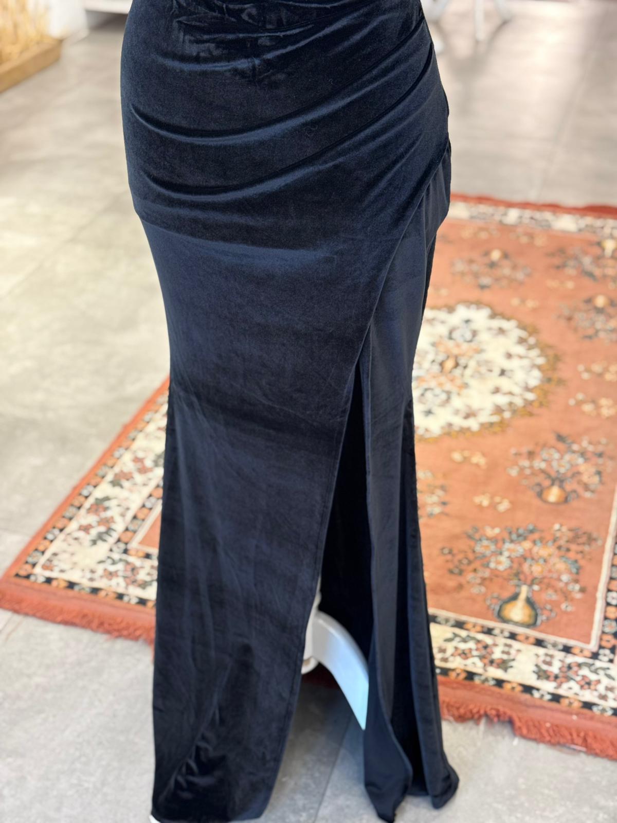 Korseli Siyah Kadife Elbise