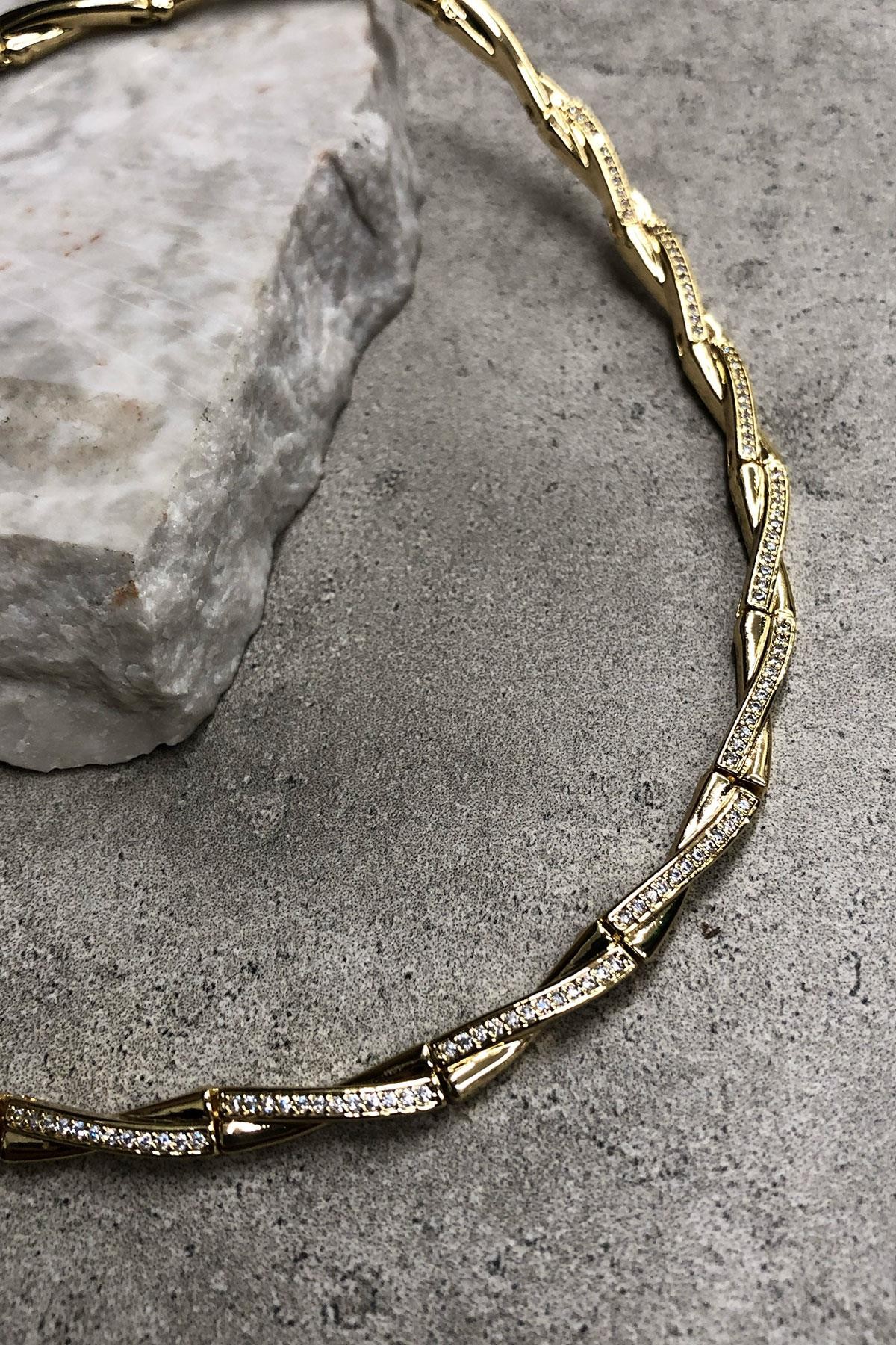 Taşlı Burgu Model Gold Detaylı Xp Kaplama Kolye