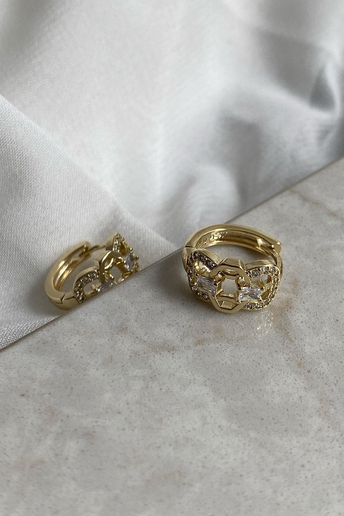 Zirkon Taş Model Gold Detaylı Minimal Küpe
