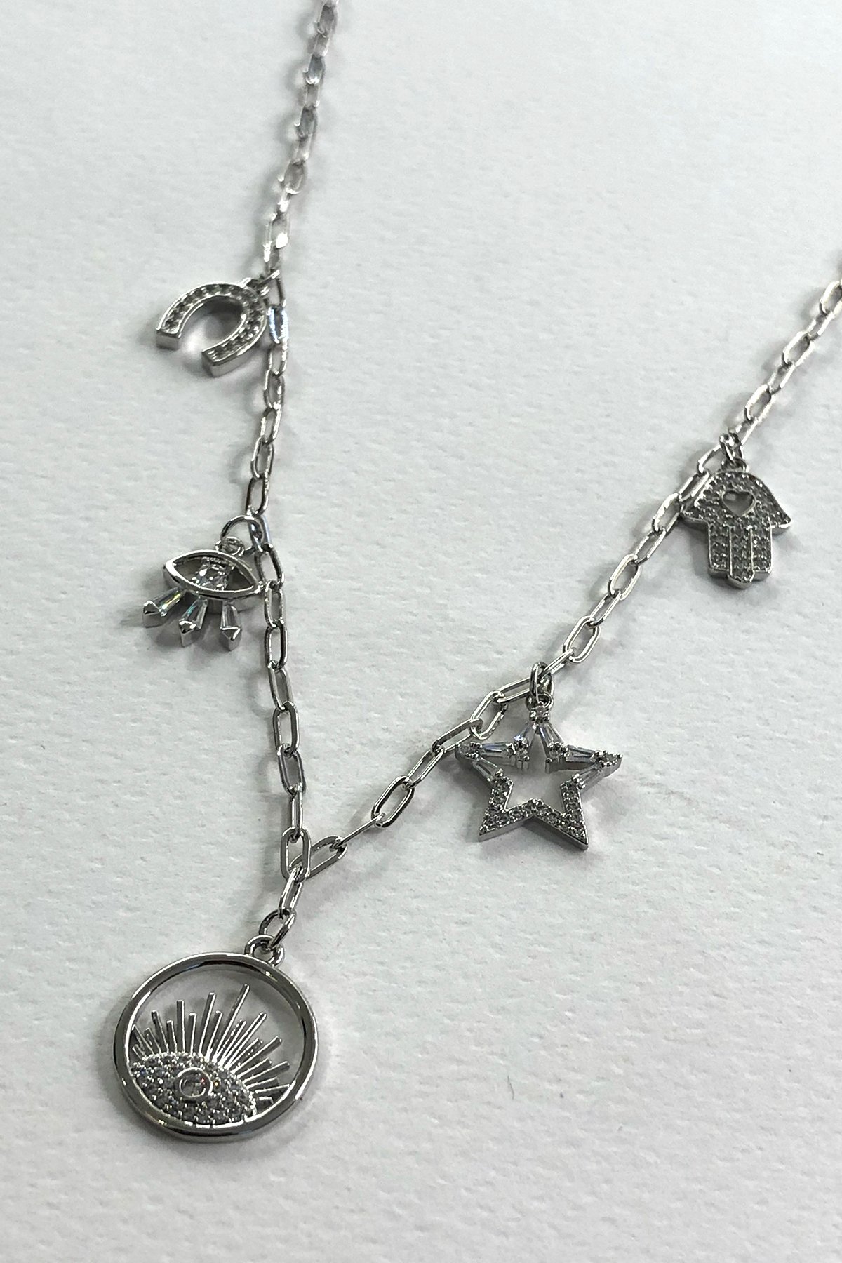 Sembol Model Silver Detaylı Kolye