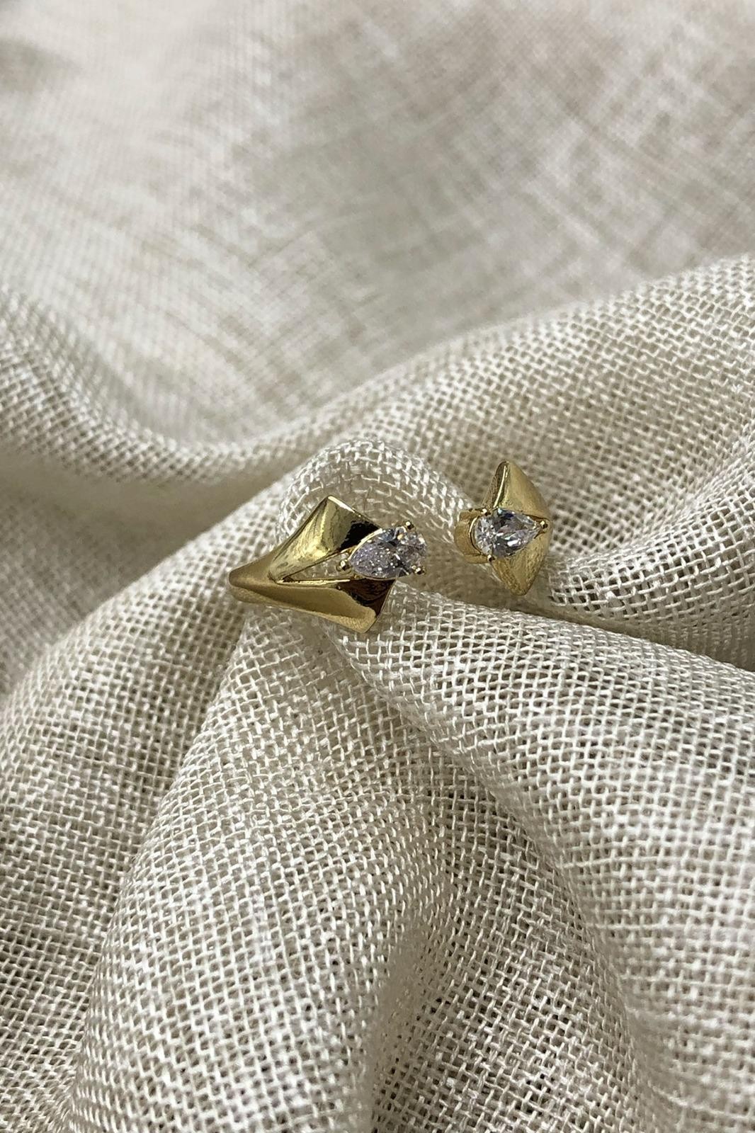 İkili Zirkon Taş Model Gold Yüzük
