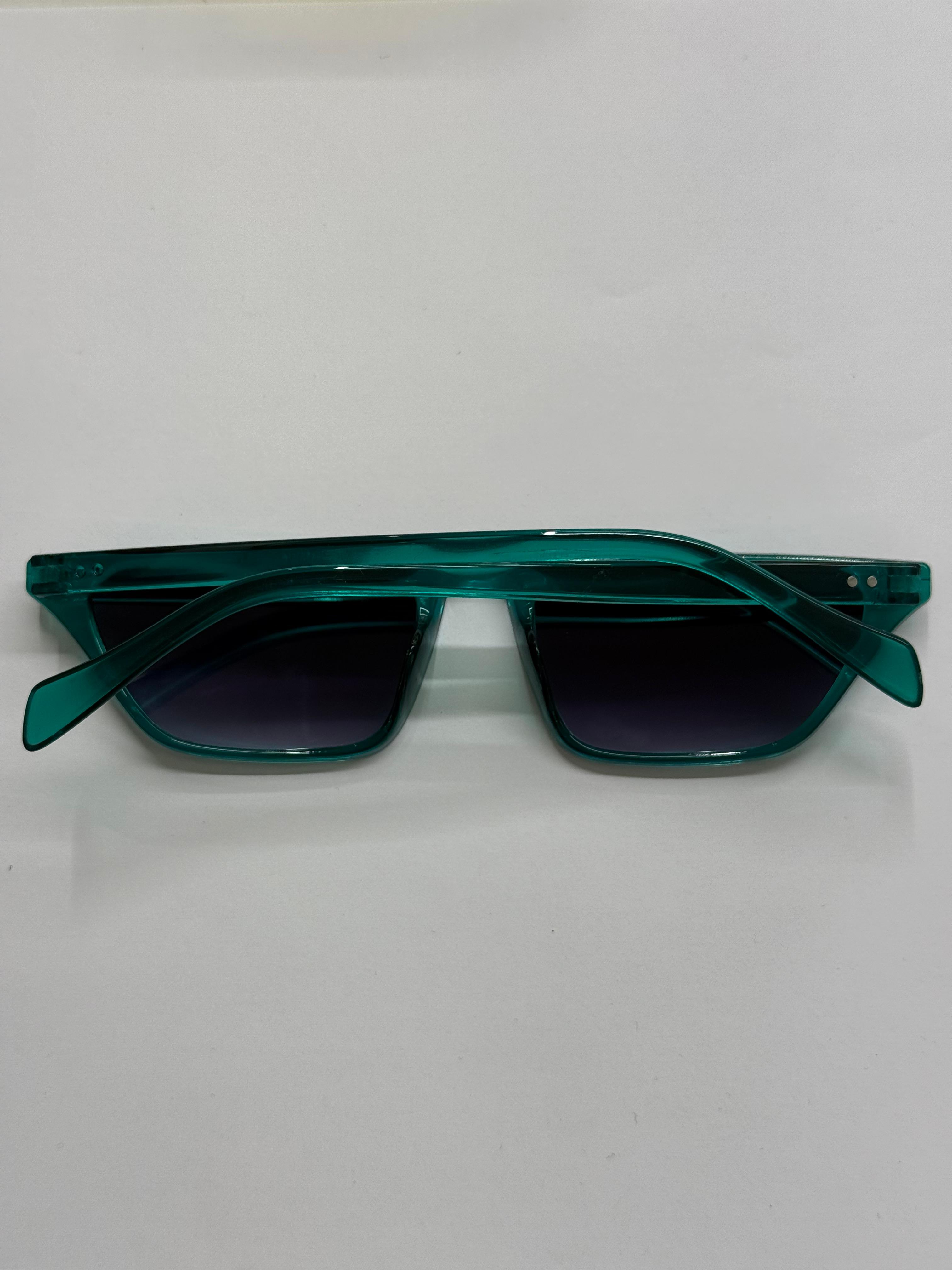 Yeşil Çerçeveli Gözlük